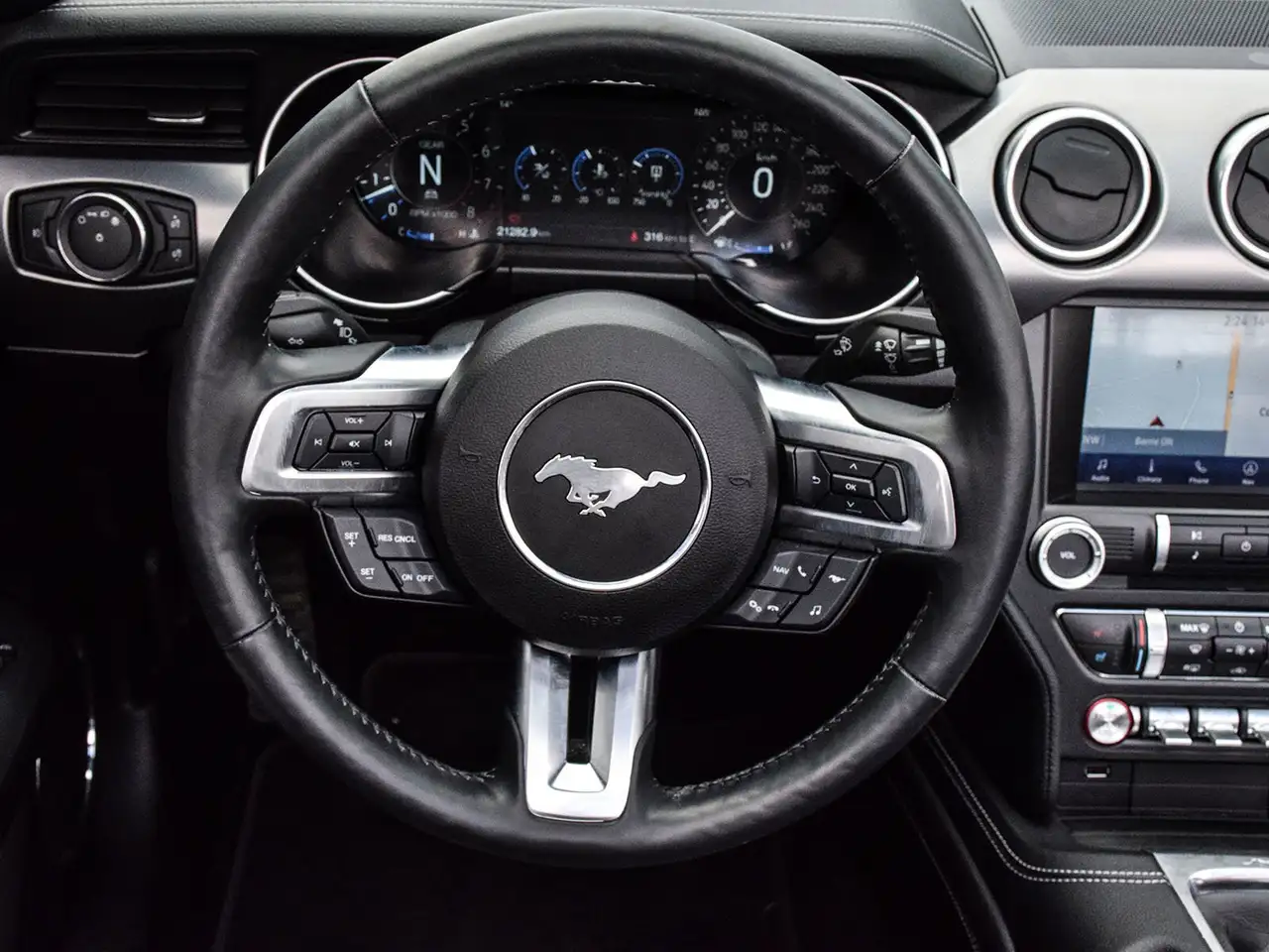 Ford Mustang снимка Ford Mustang