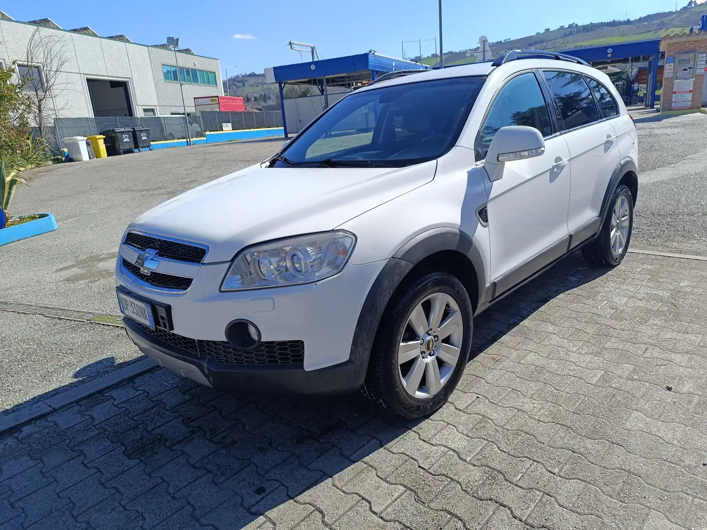 Chevrolet Captiva Suv Bianco - 1