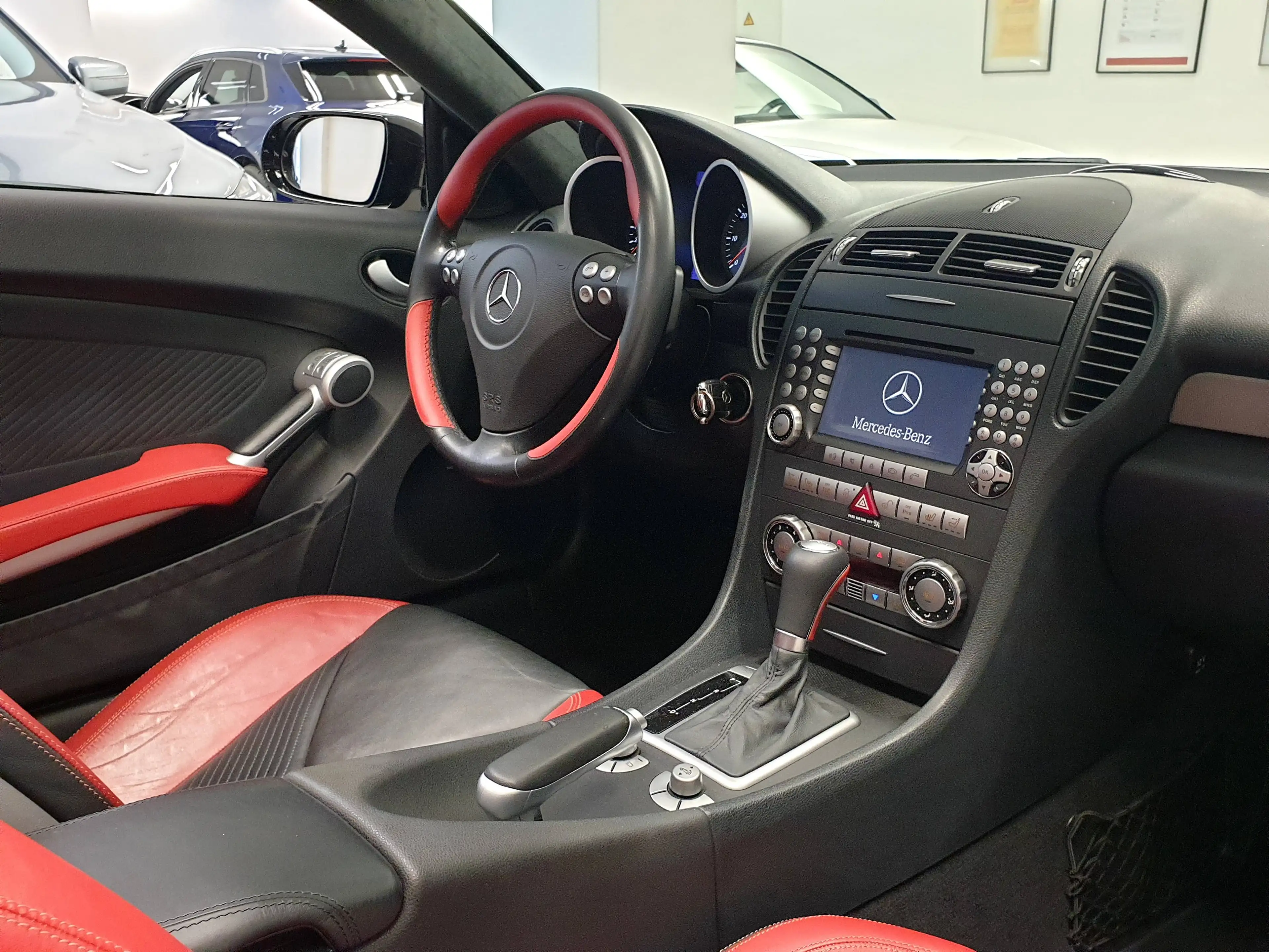 Mercedes-Benz SLK 280 SLK 280 7G-TRONIC AMG Line 2.Hand Scheckheft Leder — photo 10
