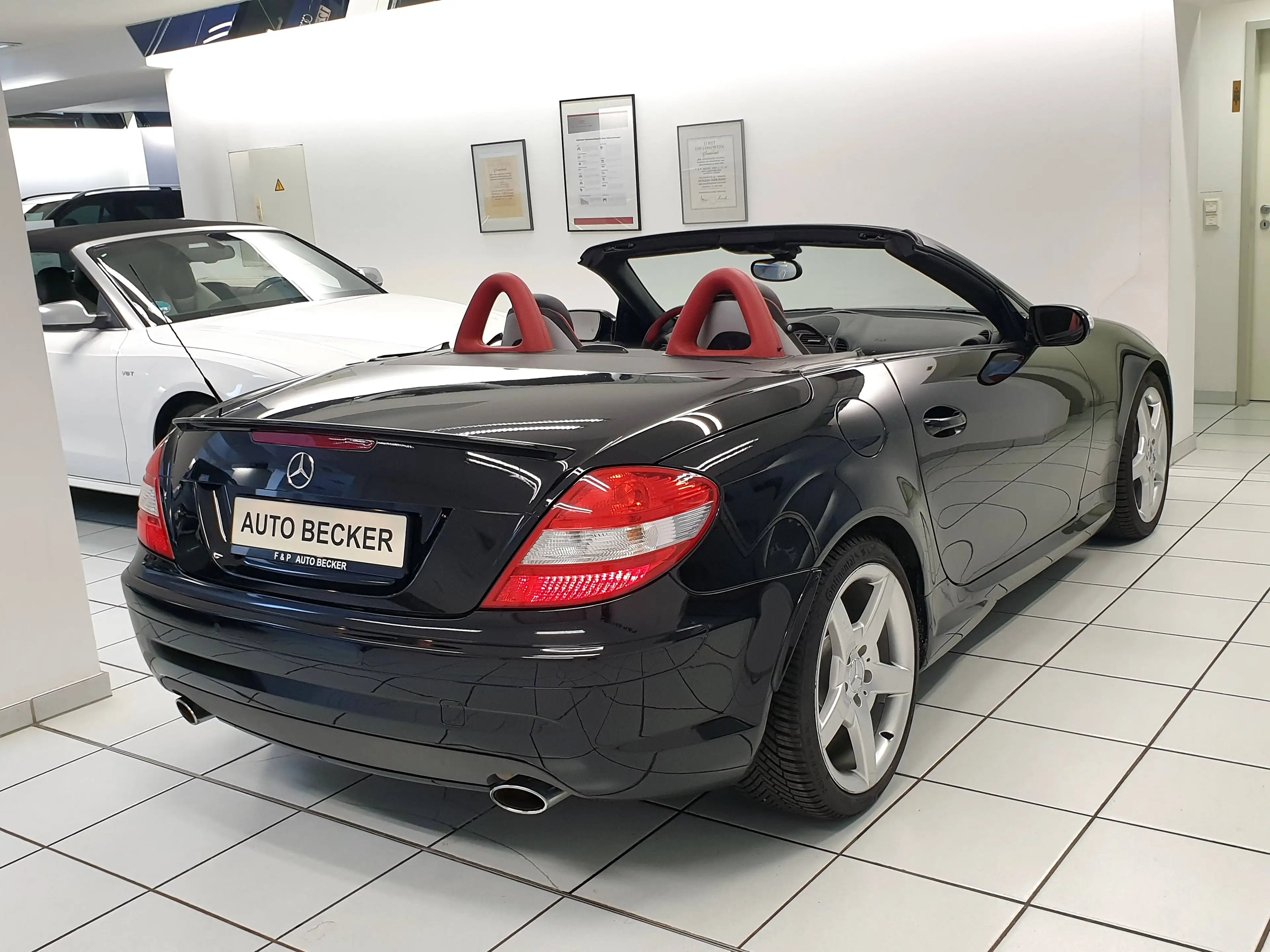 Mercedes-Benz SLK 280 SLK 280 7G-TRONIC AMG Line 2.Hand Scheckheft Leder — photo 7