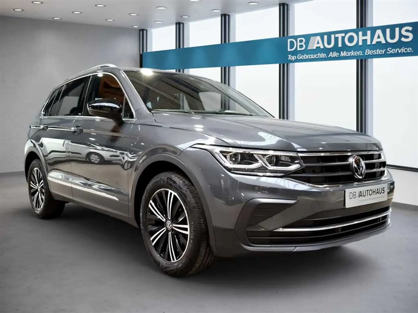 Volkswagen Tiguan Move 1.5 TSI DSG Grau - 2