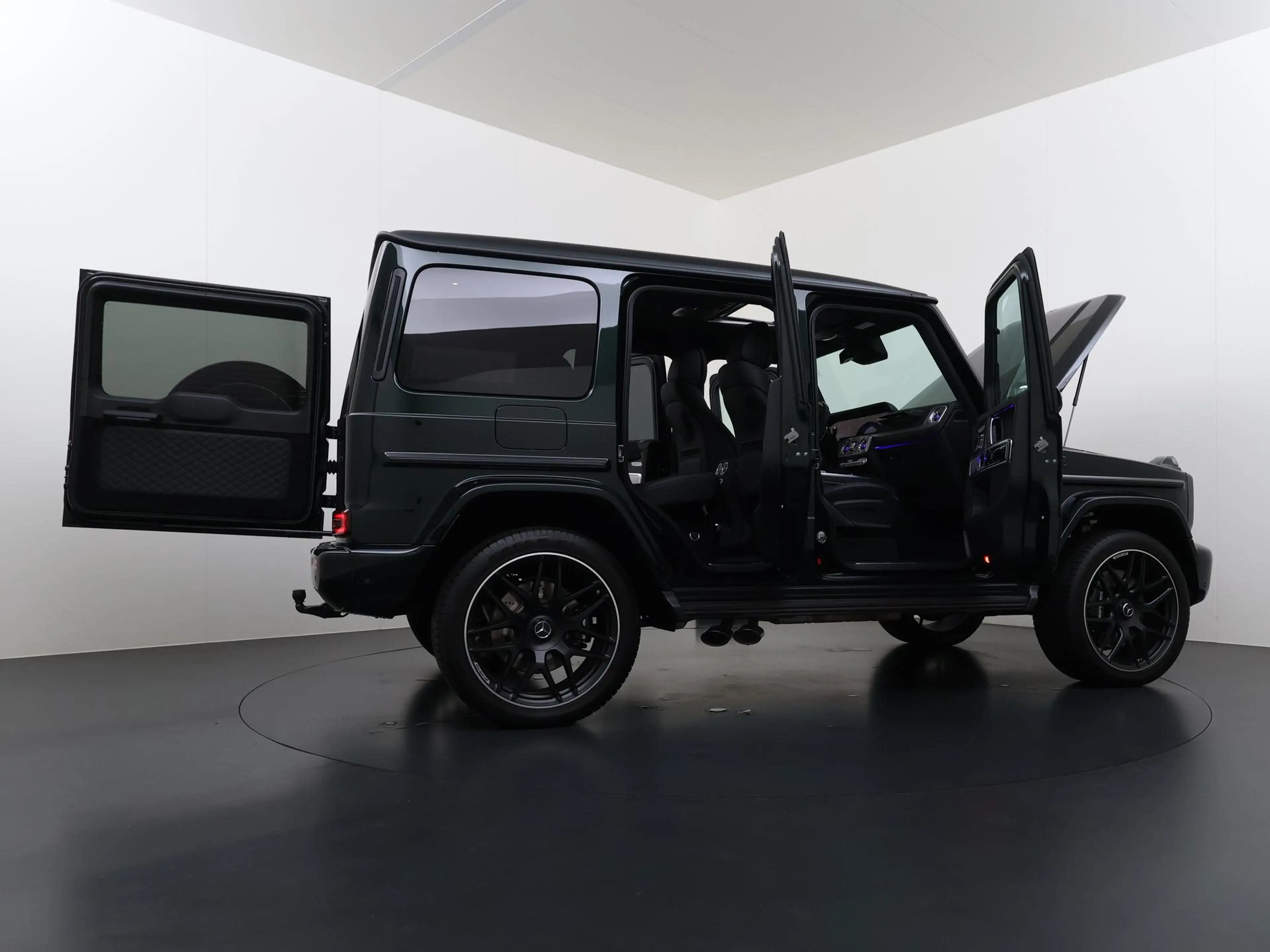 Mercedes-Benz G 63 AMG | AMG Ride Control | Massage | Burmester | Stoelve — photo 10