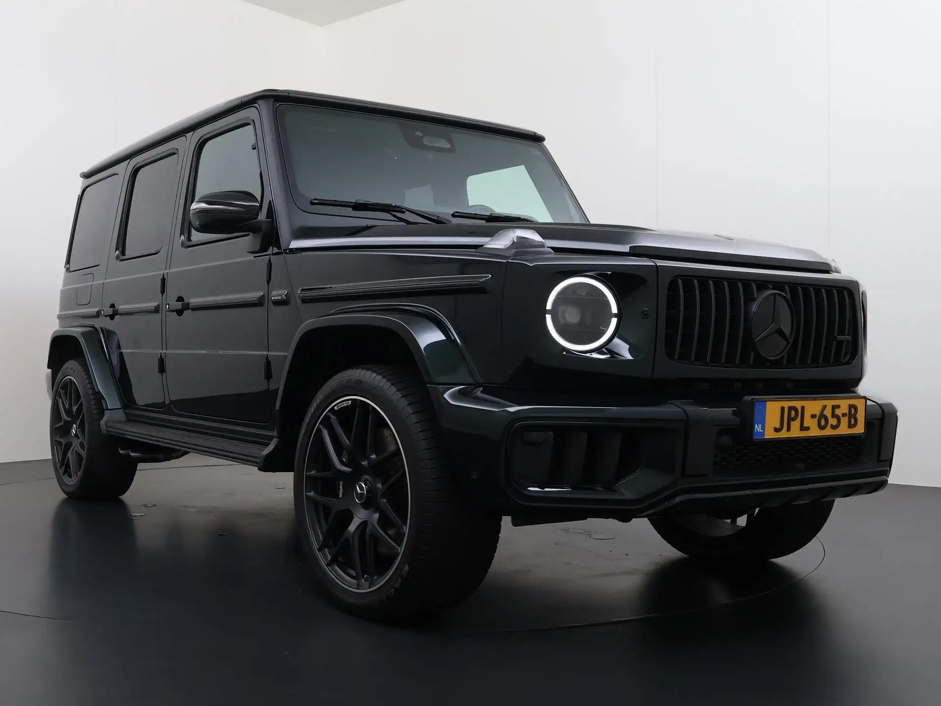 벤츠 G-Class G 63 AMG 2024 블랙 사진 7
