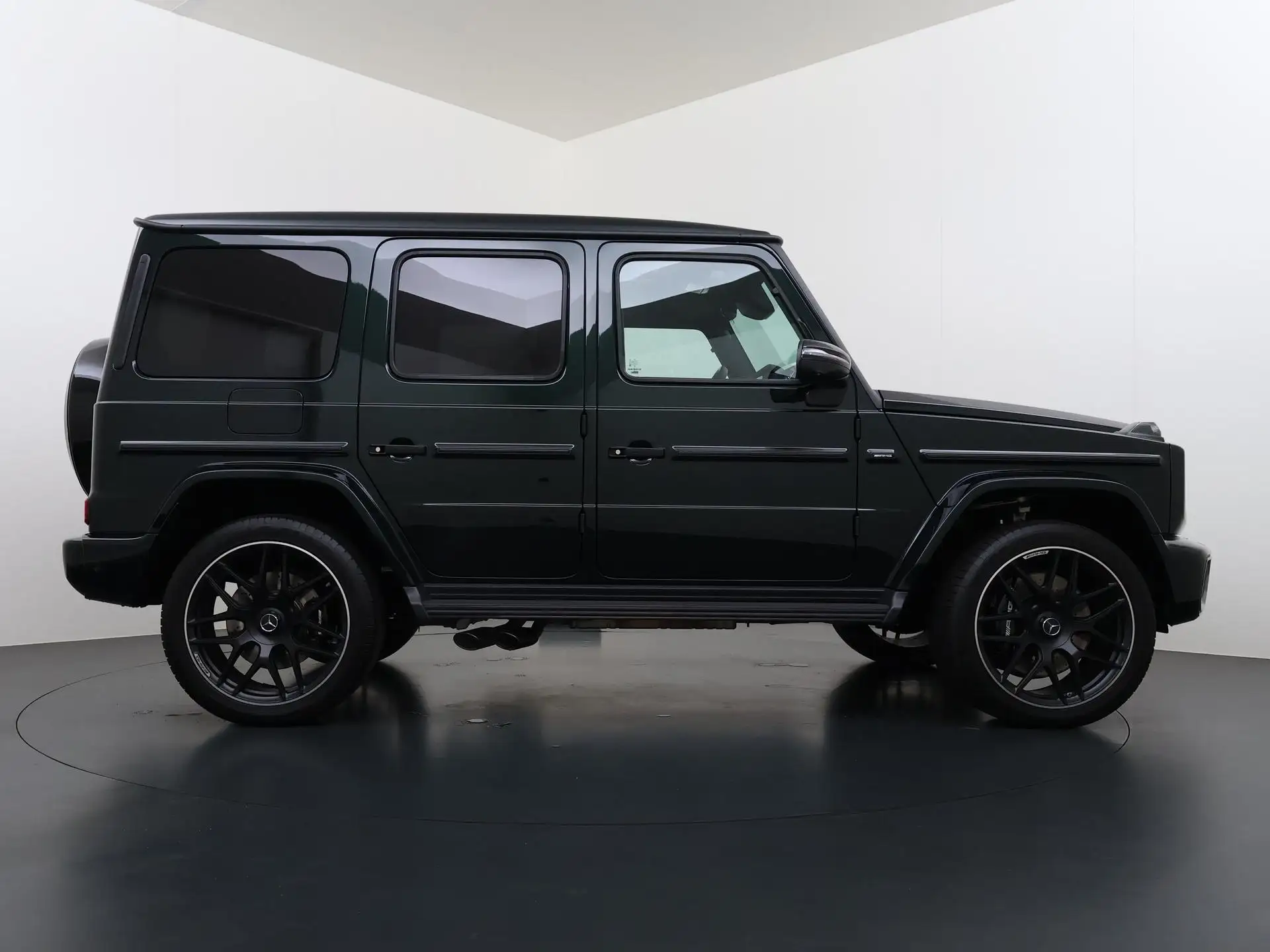 벤츠 G-Class G 63 AMG 2024 블랙 사진 6