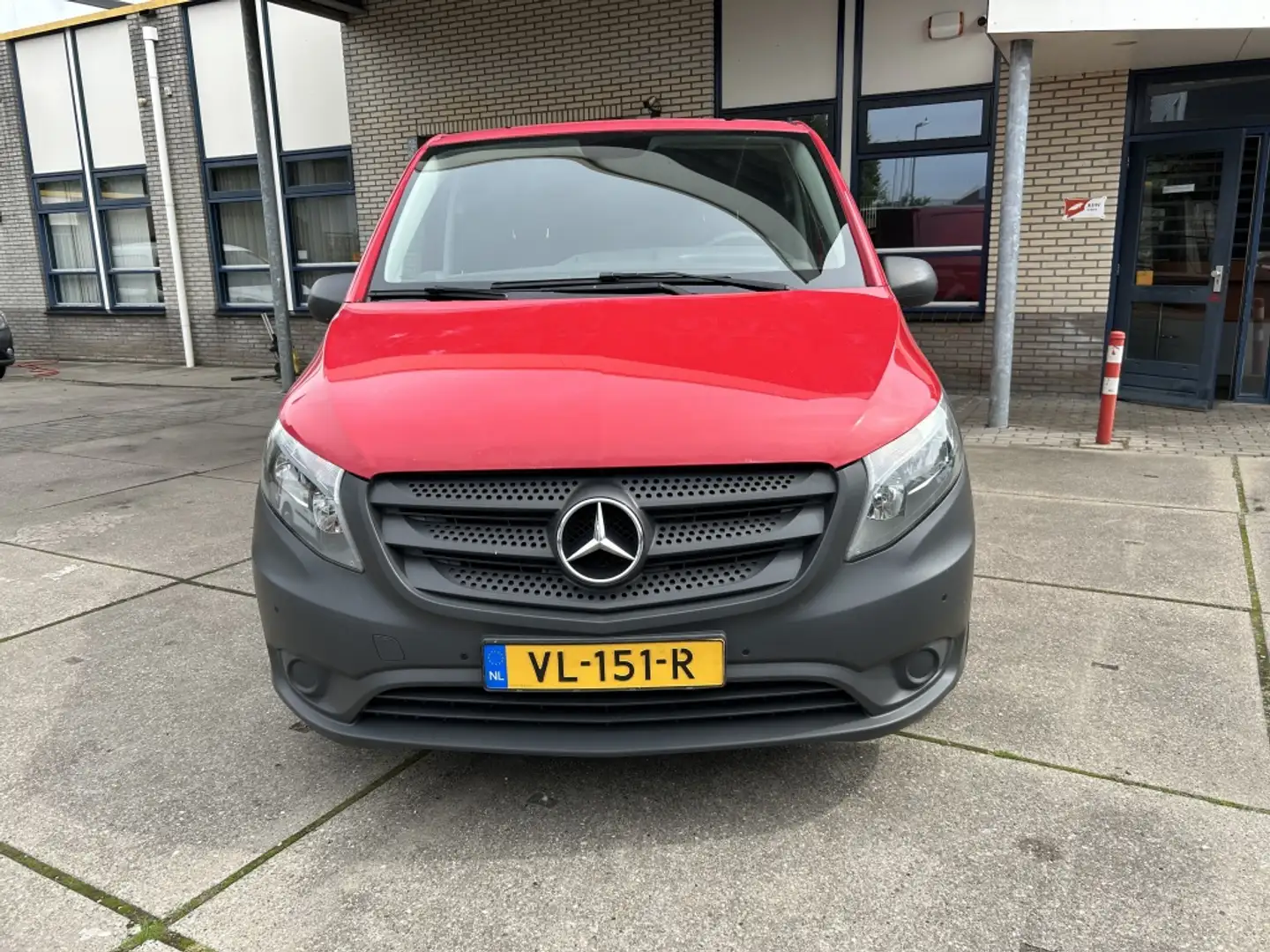 Mercedes-Benz Vito 114 CDI Lang Automaat ECC Rouge - 2