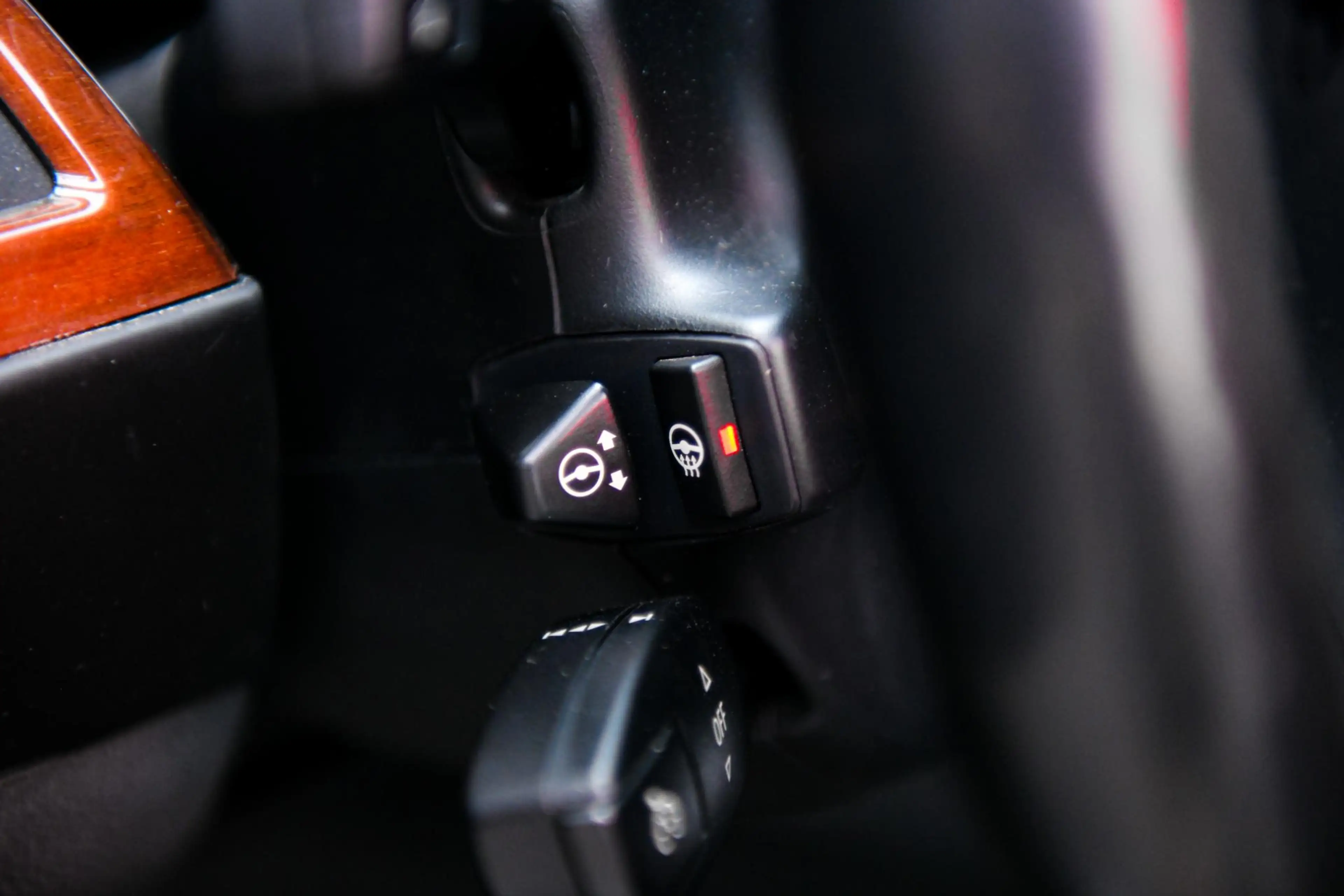 BMW M5 5-serie E60 Sedan | Individual Audio | Head-Up Dis — photo 12