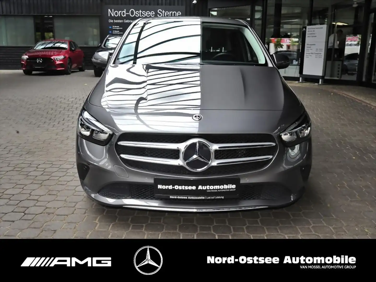 Mercedes-Benz B 220 4M PROGRESSIVE KAMERA AHK LED MBUX TEMPO siva - 2
