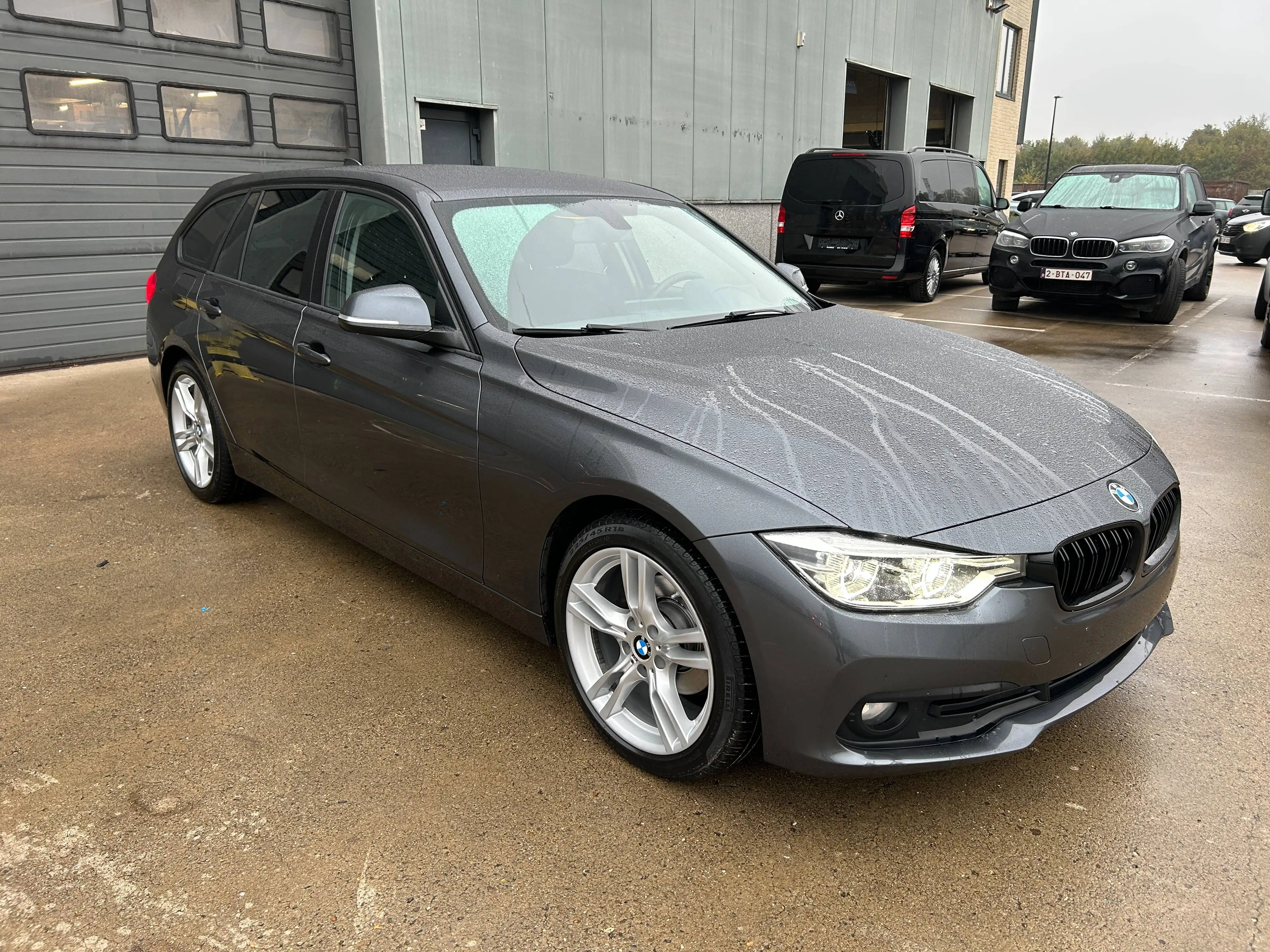 BMW 318 Touring 318D AUTOMAAT EXTRA SET WINTERVELGEN ZIE FOTO'S — photo 2
