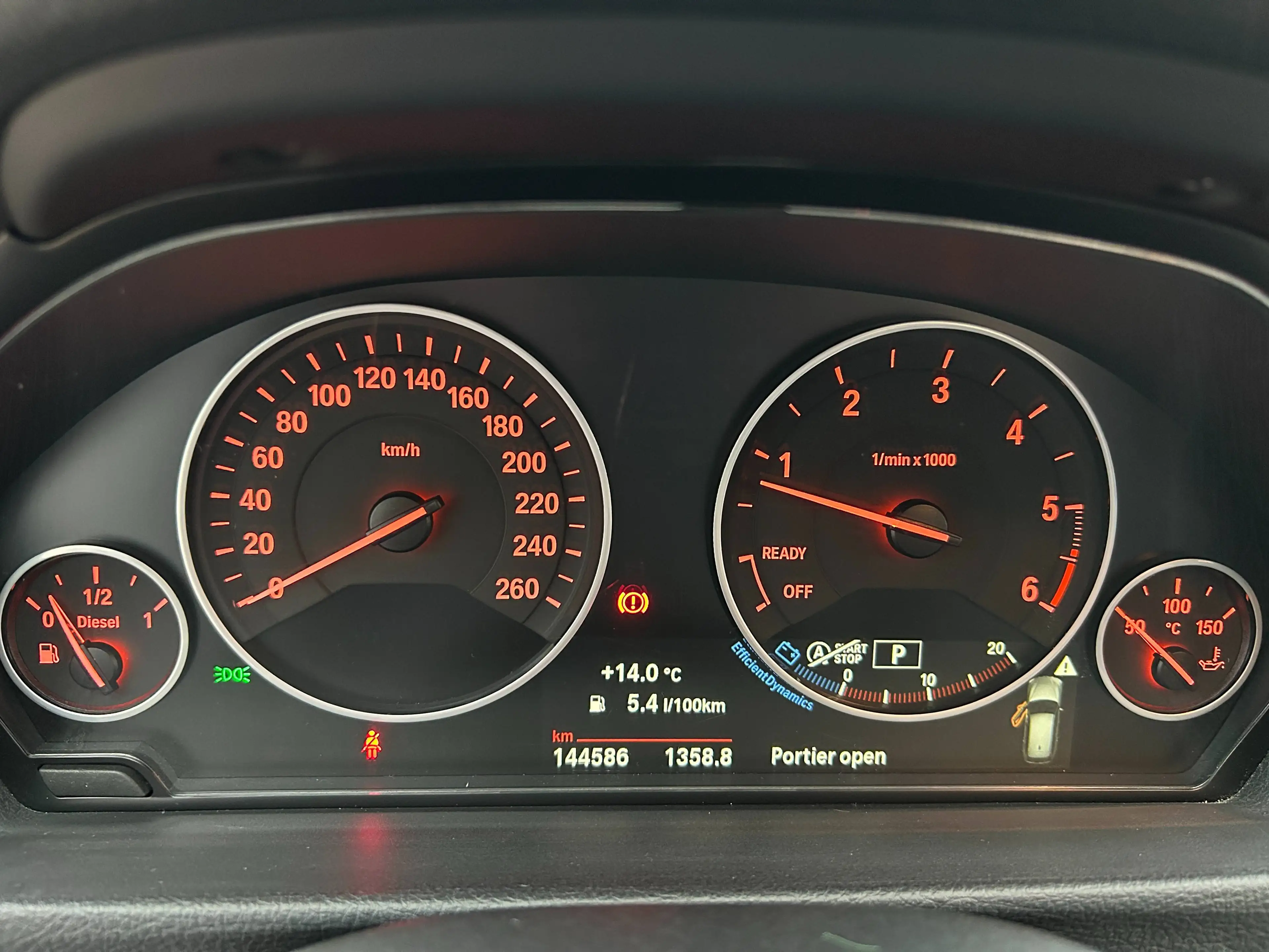 BMW 318 Touring 318D AUTOMAAT EXTRA SET WINTERVELGEN ZIE FOTO'S — photo 9