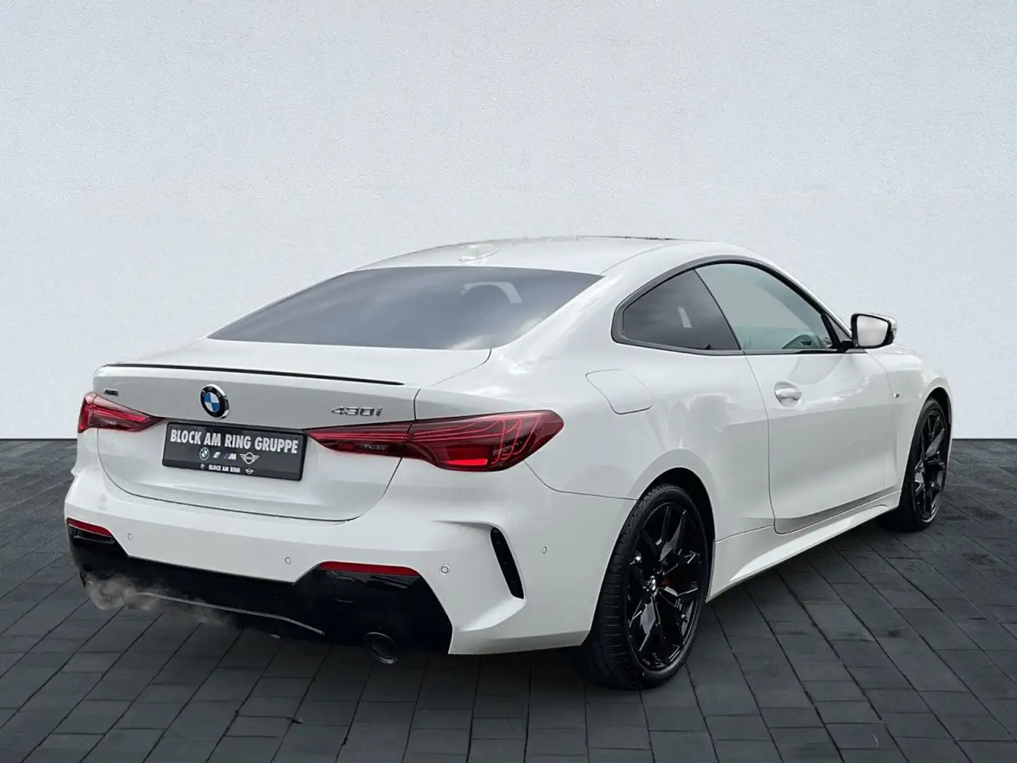 BMW 430 i xDrive Coupe Sportpaket Bluetooth Navi LED Blanc - 2