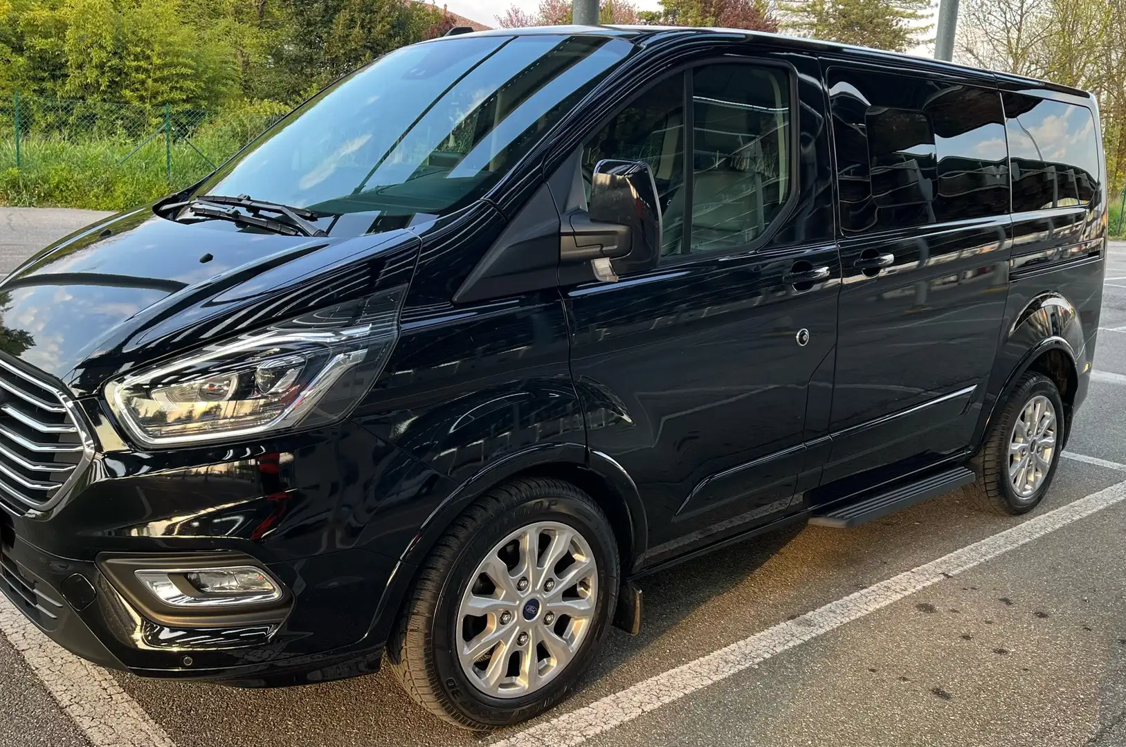 Ford Tourneo Custom Titanium X 320  2.0 E6d  185 cv  aut. PC - 1