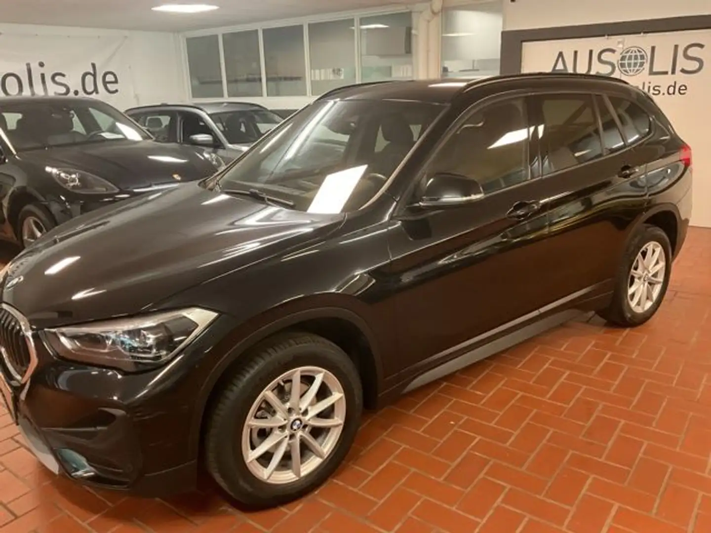 BMW X1 sDrive 16d Advantage LED,Navi ,Kamera Noir - 2