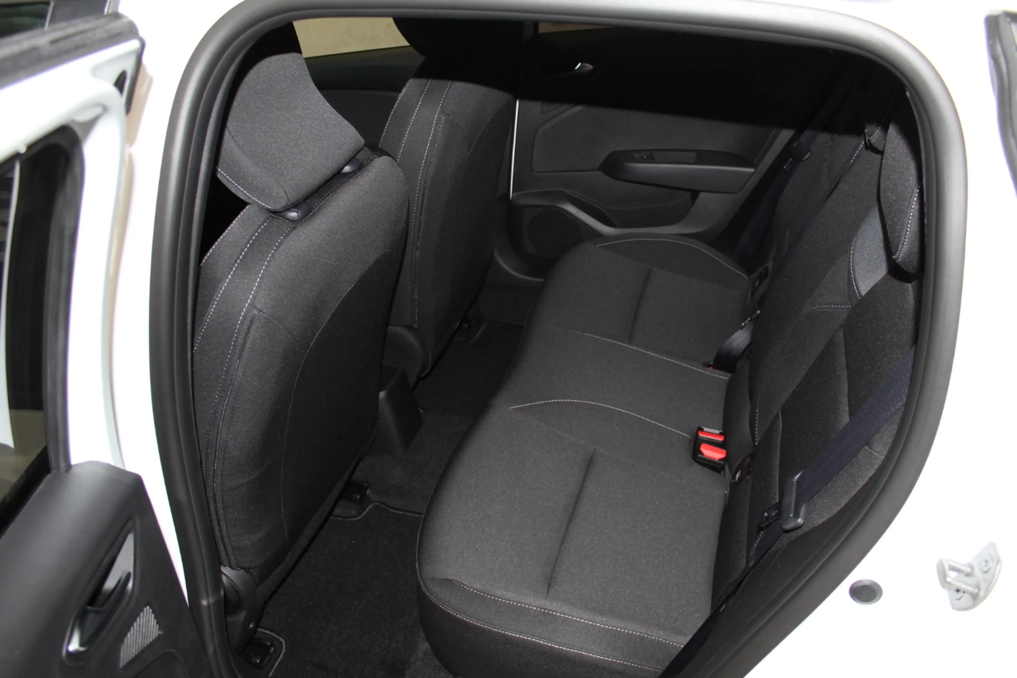 Mitsubishi Colt PLUS 1.6 Hybrid Automatik — photo 10