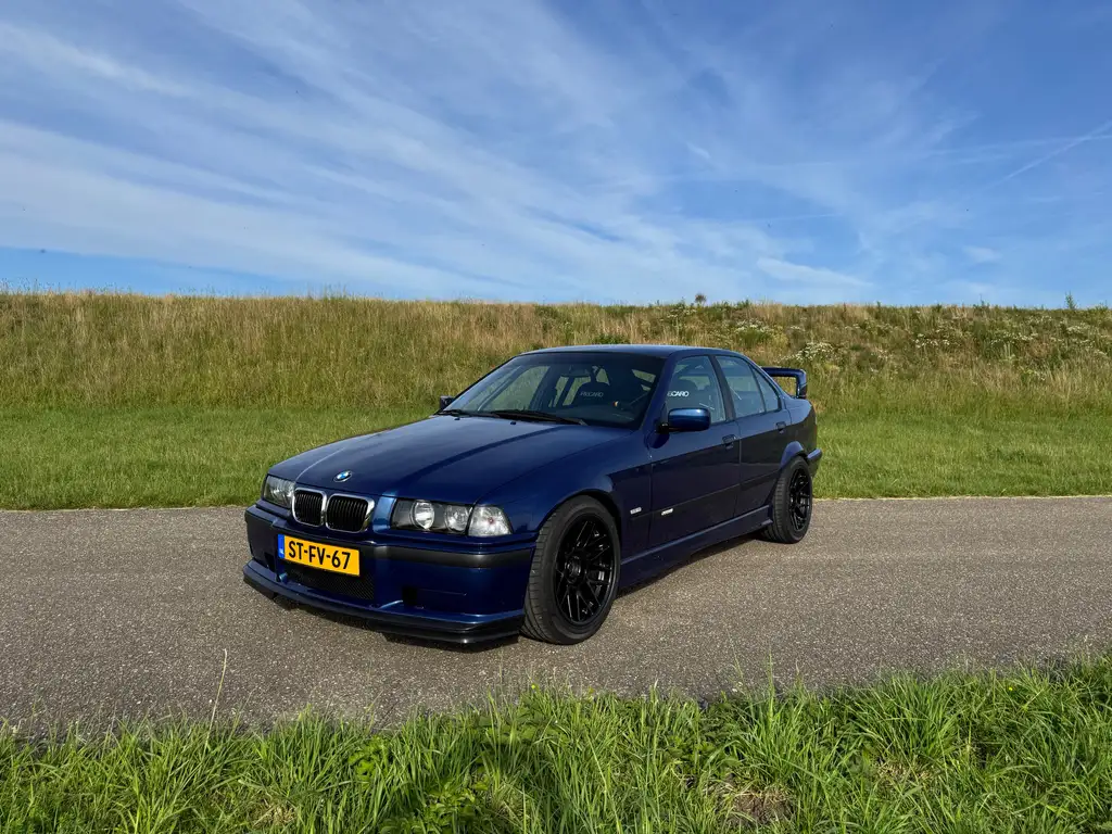 BMW 325 1998 из Европы — купить под ключ