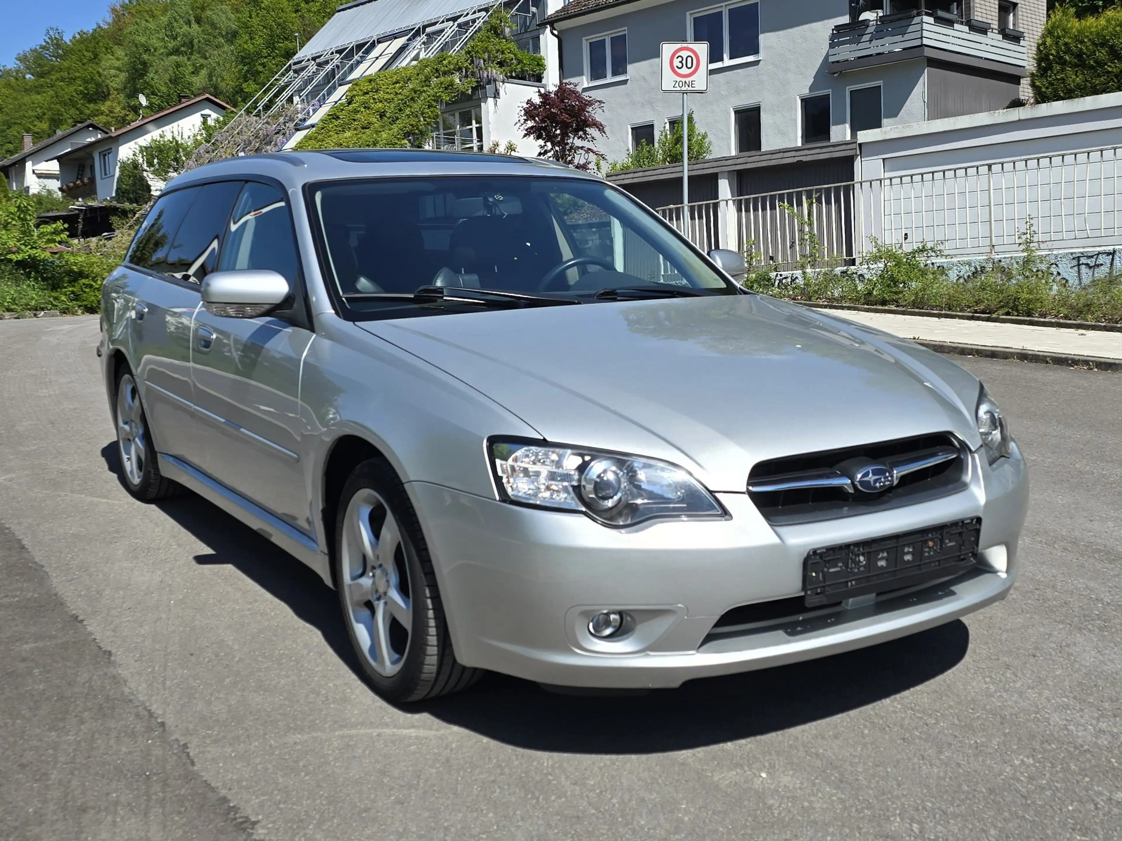 Subaru Legacy Kombi 2.0R,Tüv&Zahnr. neu,AHK,Klima,LPG,Panoram