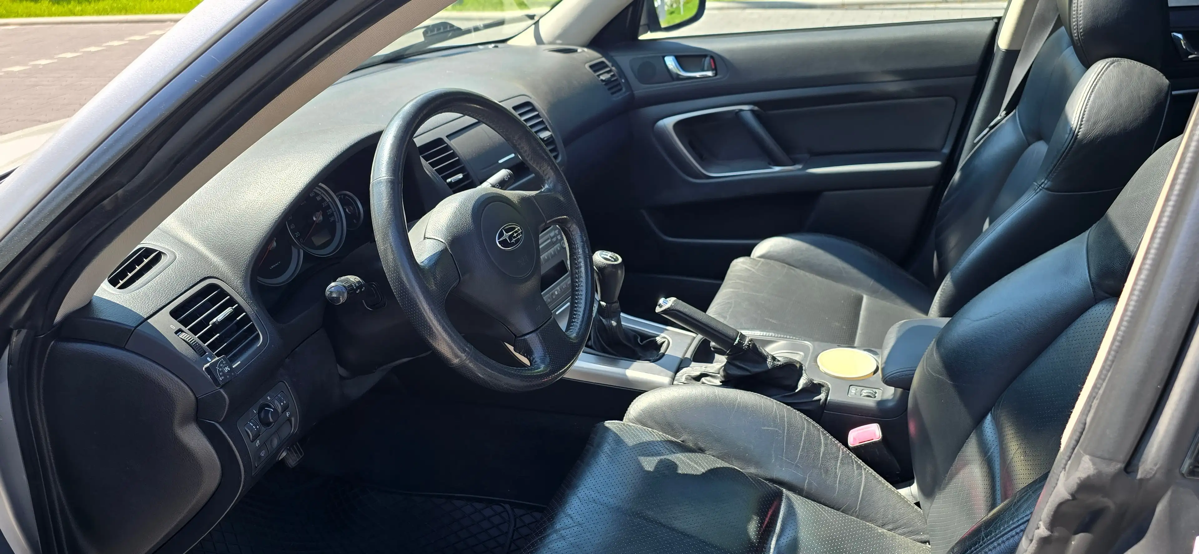 Subaru Legacy Kombi 2.0R,Tüv&Zahnr. neu,AHK,Klima,LPG,Panoram — photo 10