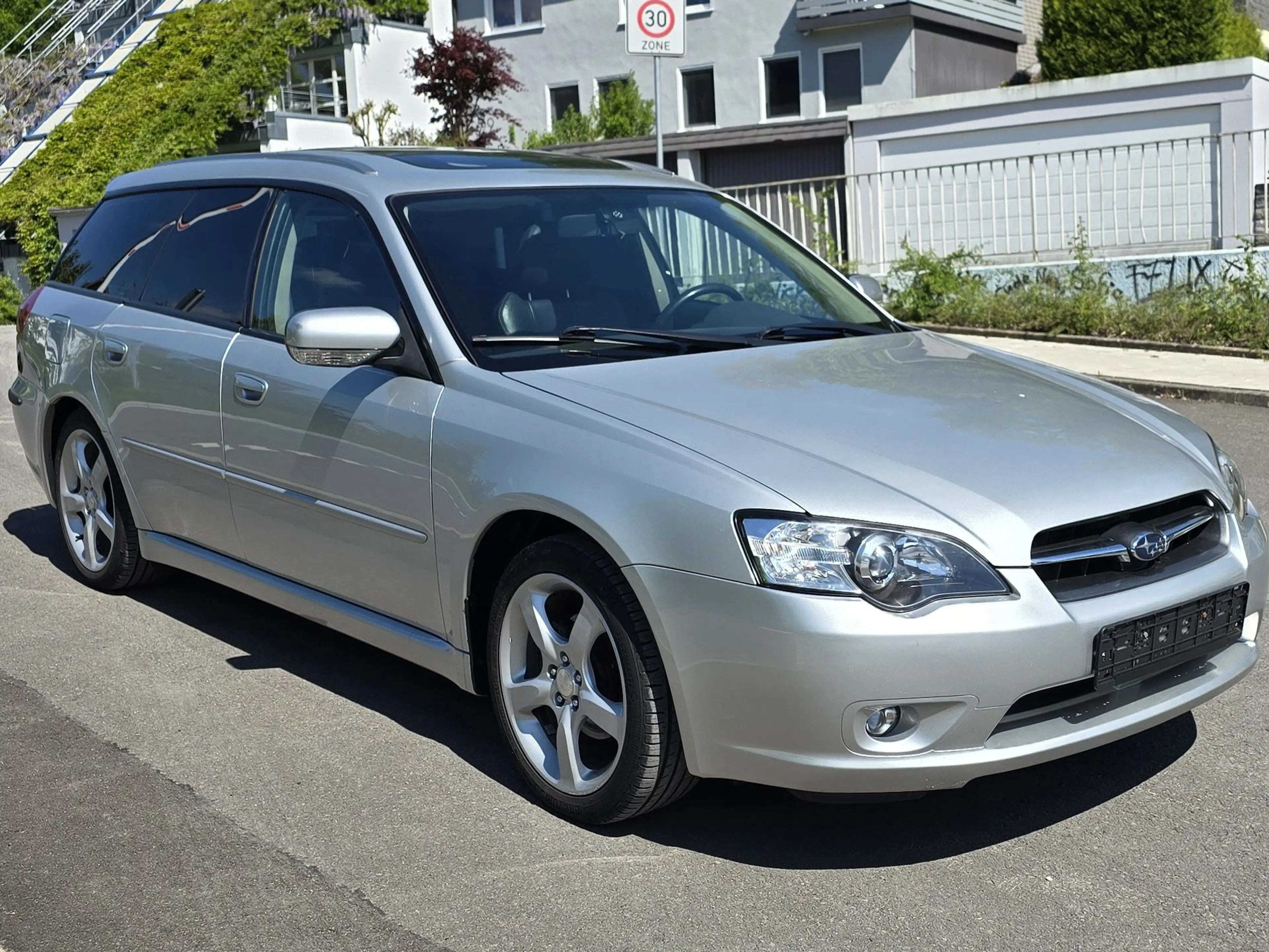 Subaru Legacy Kombi 2.0R,Tüv&Zahnr. neu,AHK,Klima,LPG,Panoram — photo 9