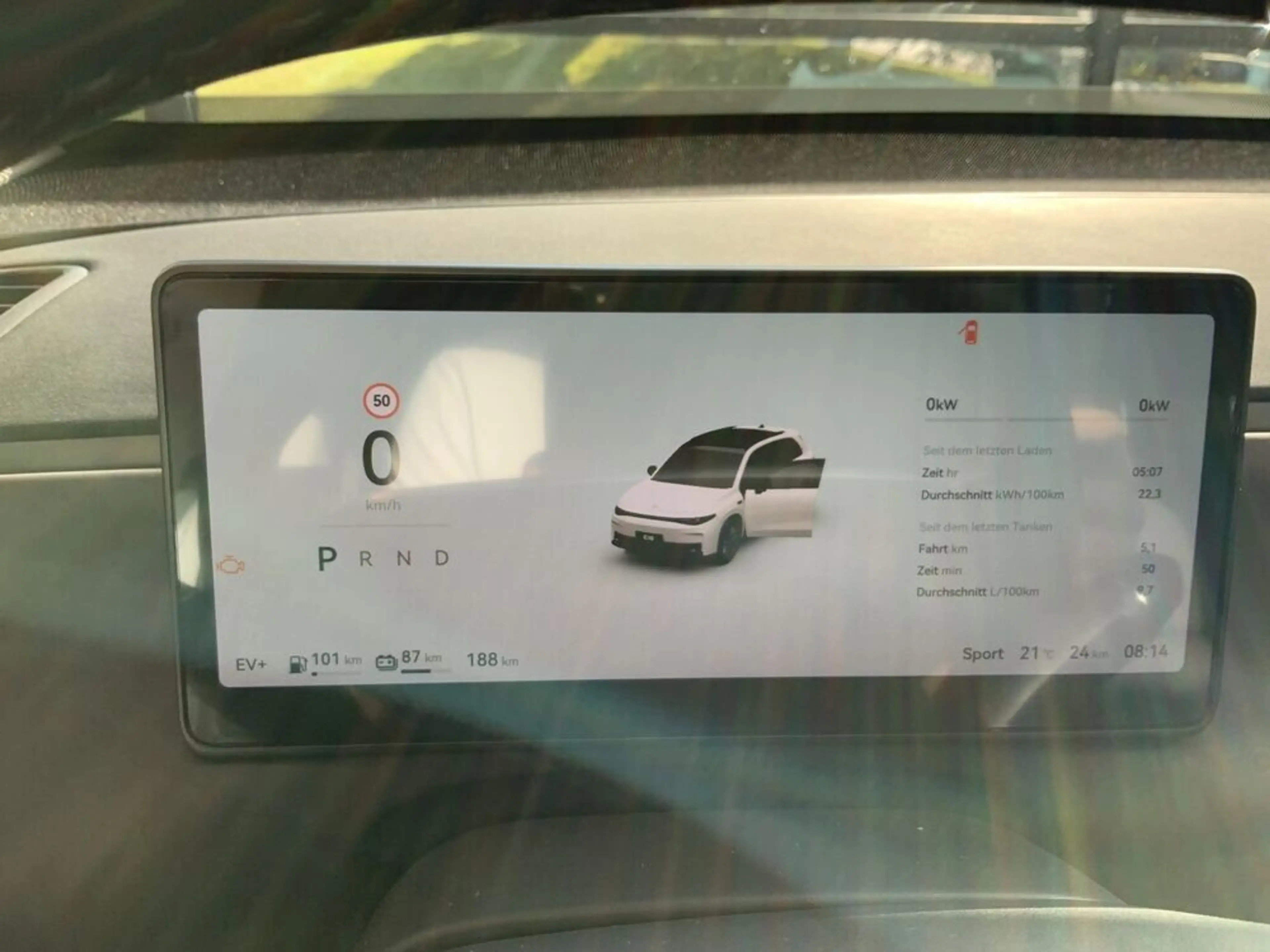 Leapmotor C10 Design Hybrid 974km Reichweite — photo 9