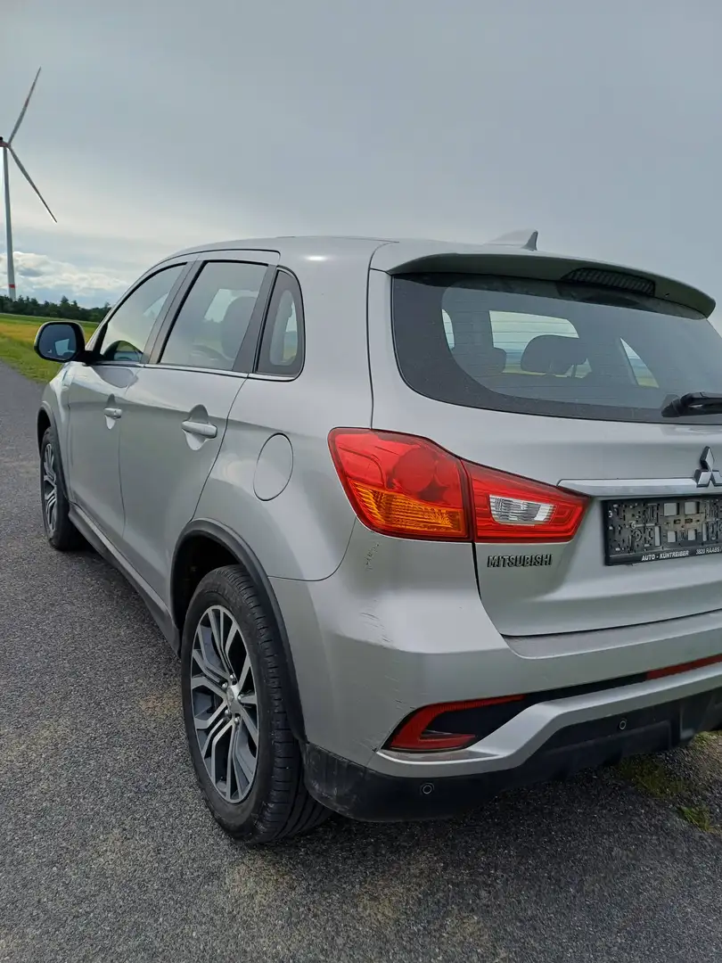 Mitsubishi ASX ASX 1,6 MIVEC Inform Plus Inform Plus Grau - 2