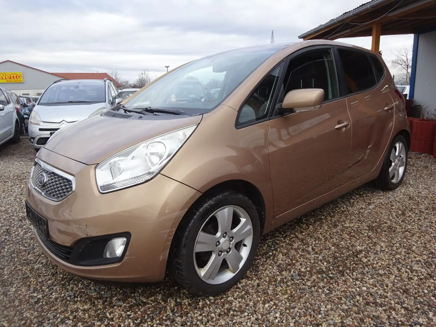 Kia Venga 1.6 CVVT Mind Gold - 1