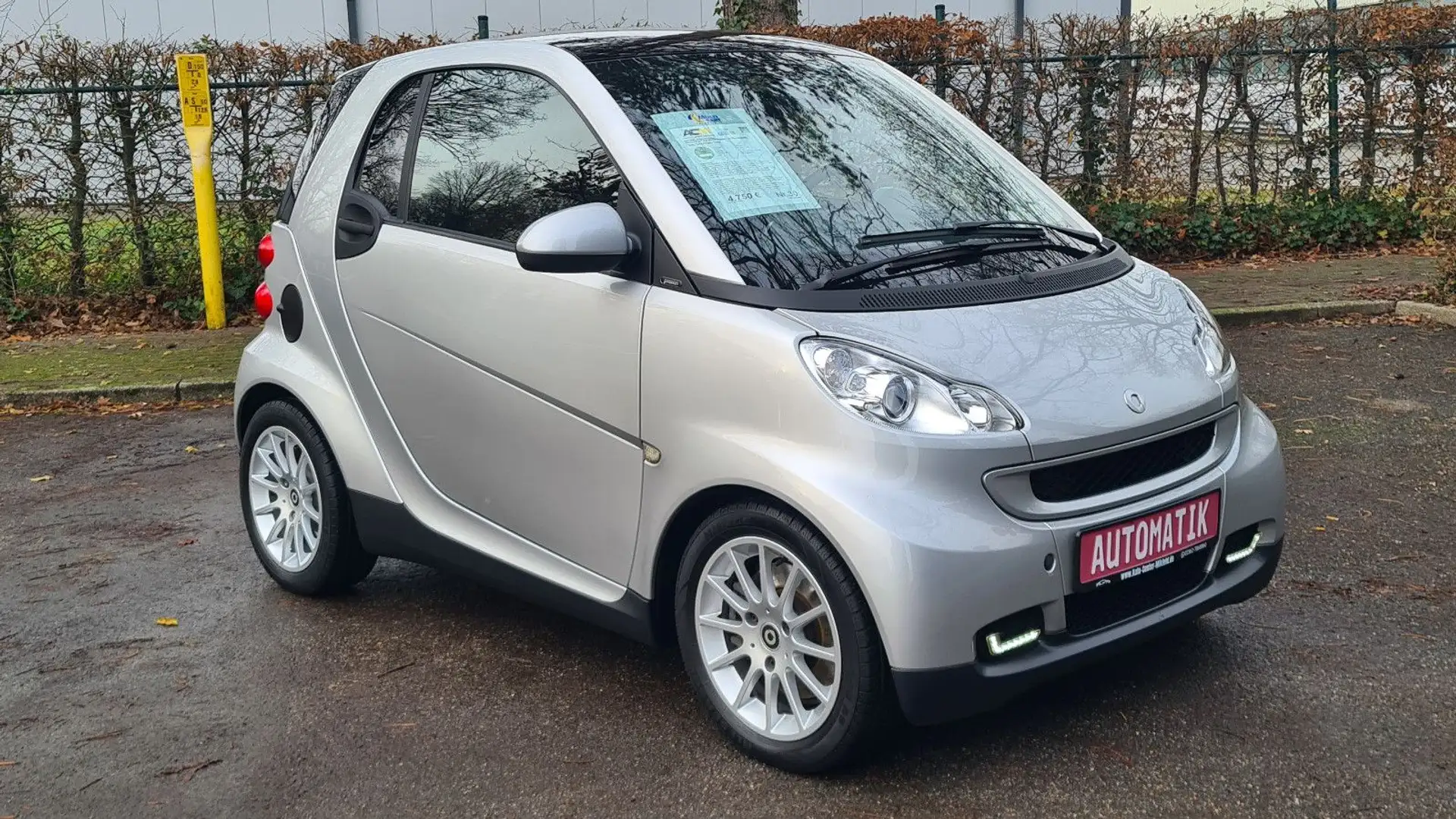 smart forTwo MHD*AppleCar./AndroidA.*MAL*LED*Pano*Allw Argent - 1
