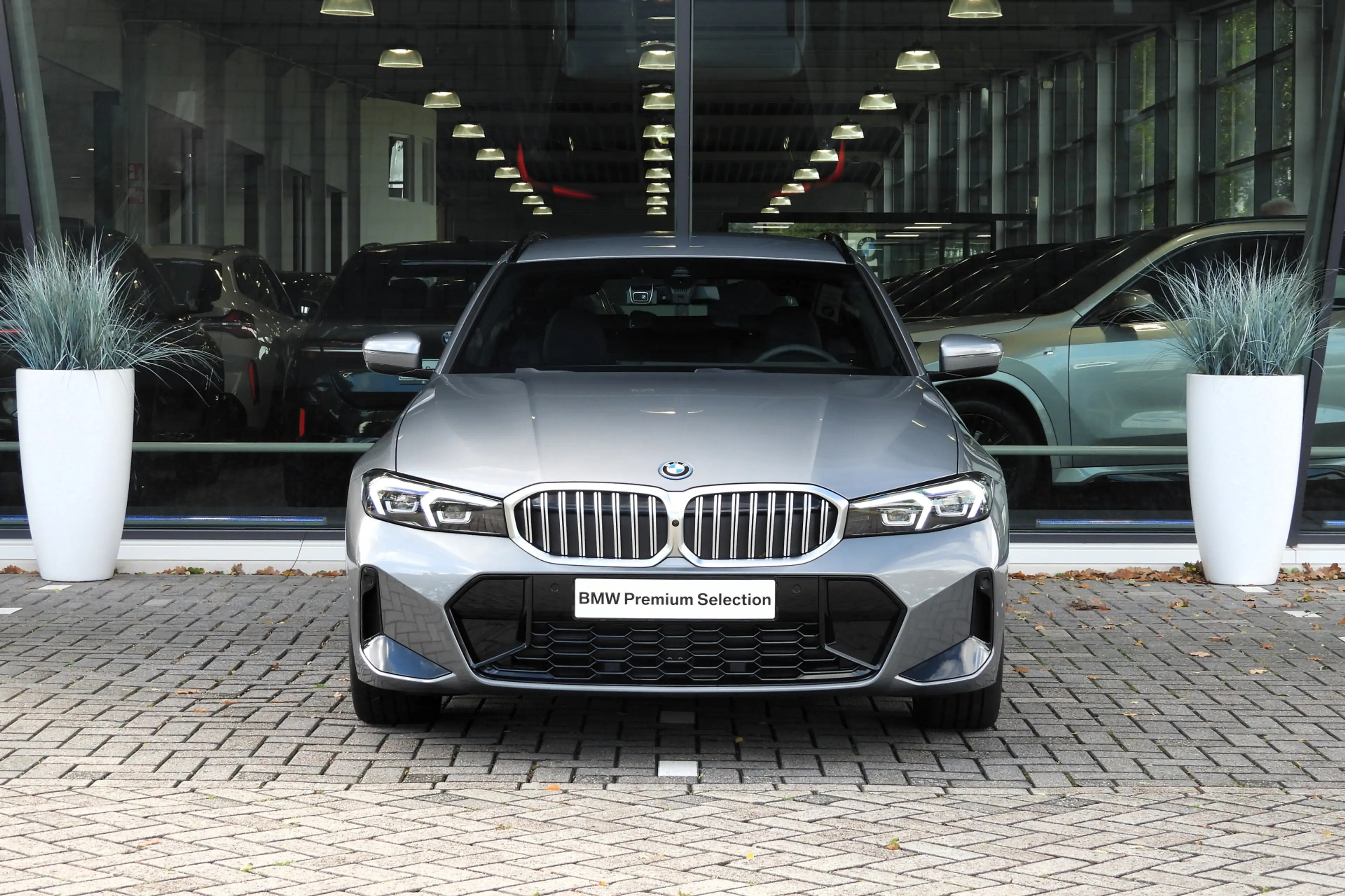 BMW 330 3 Serie Touring 330e M Sport Automaat / Sportstoel — photo 10