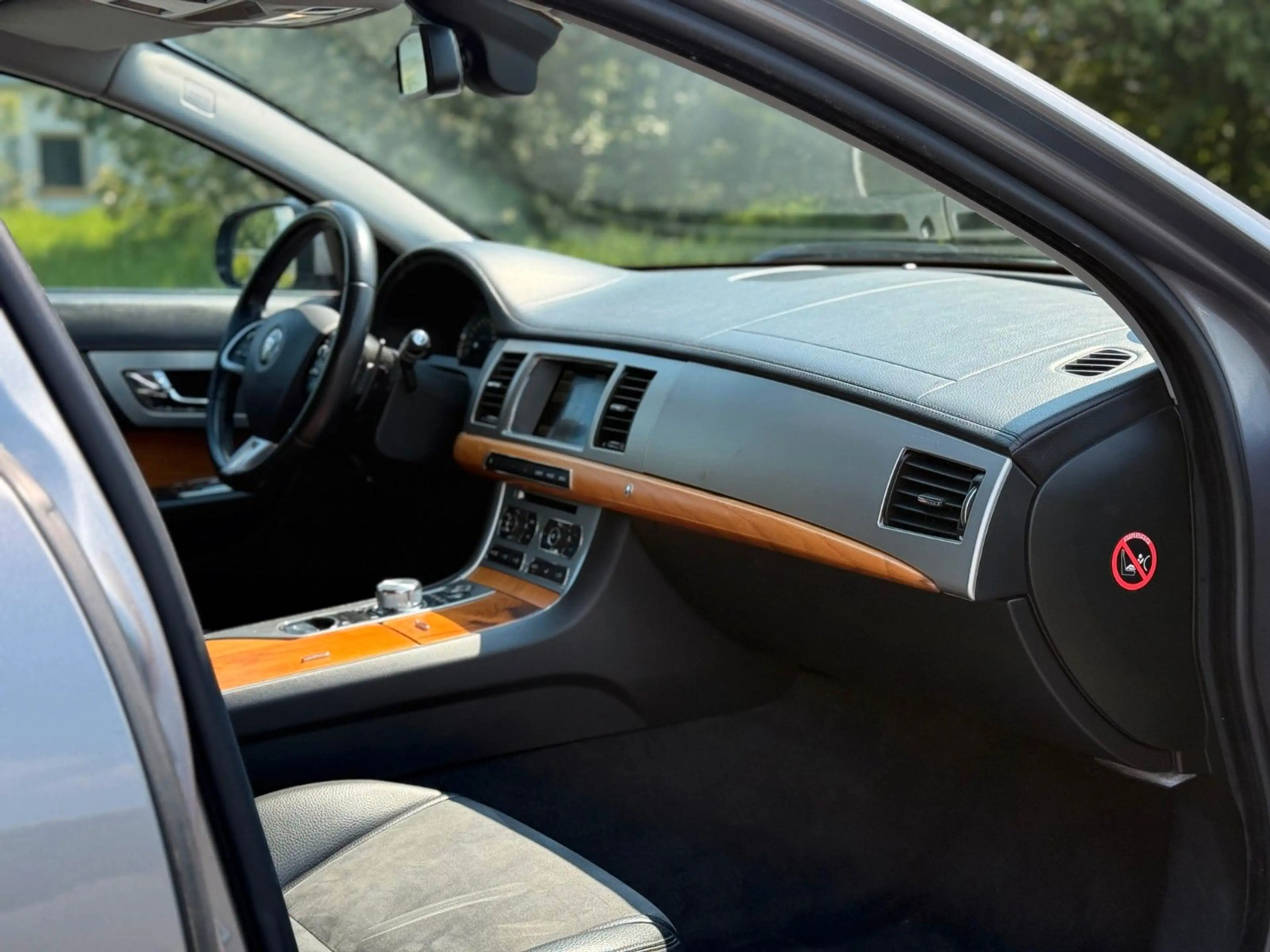 Jaguar XF Sportbrake 2.2 Diesel Automatik Kamera AHK — photo 14