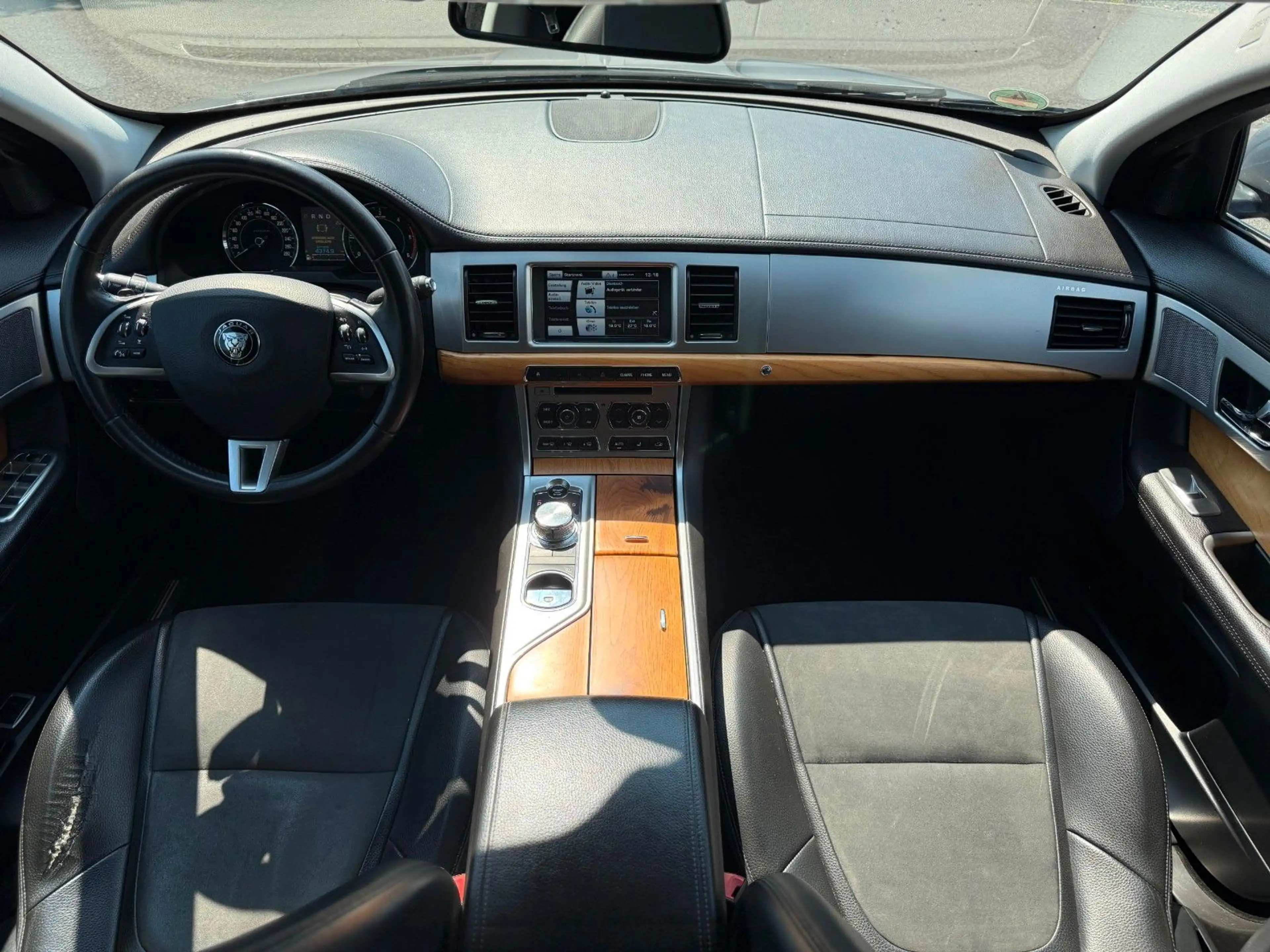 Jaguar XF Sportbrake 2.2 Diesel Automatik Kamera AHK — photo 11
