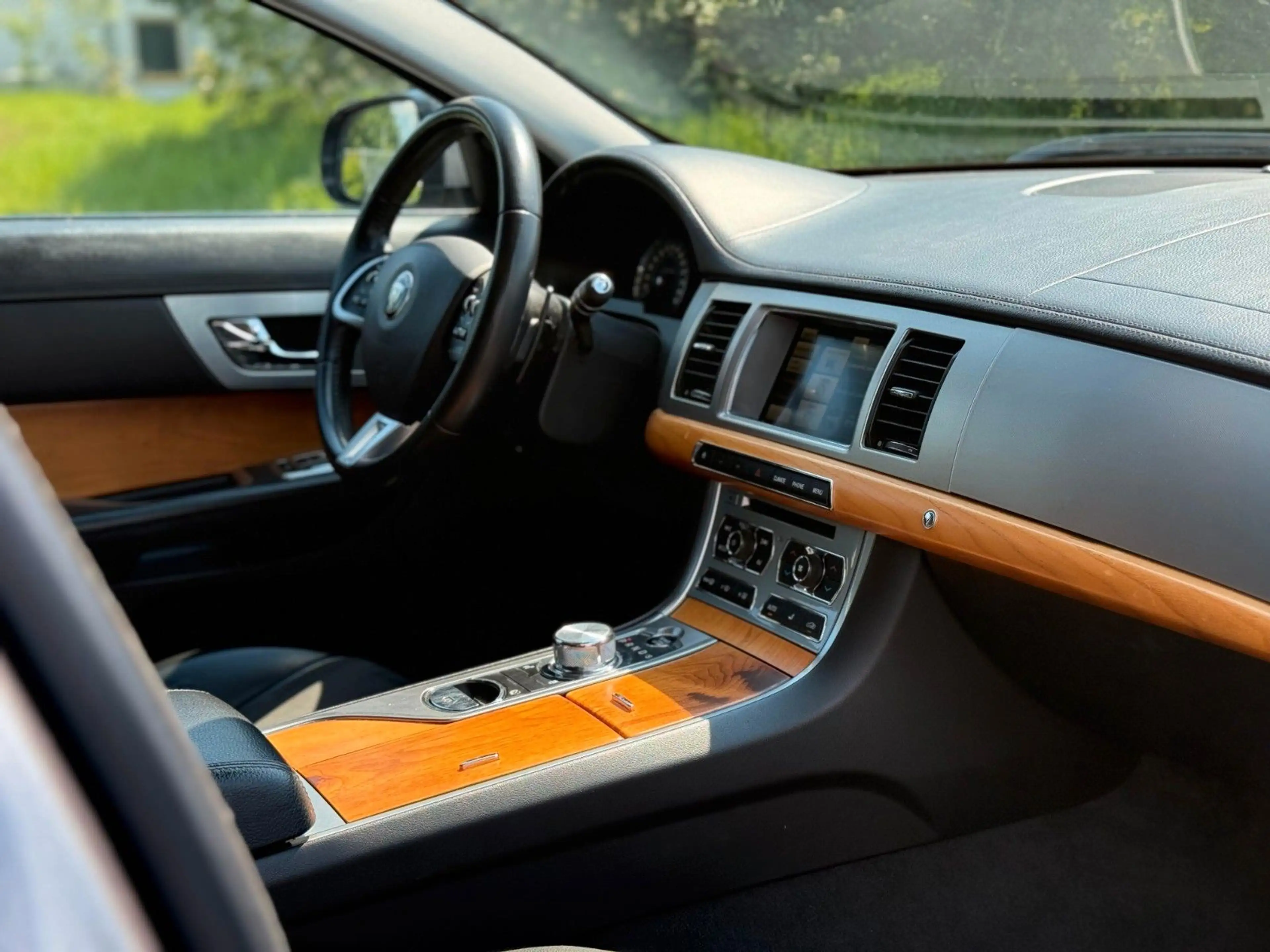 Jaguar XF Sportbrake 2.2 Diesel Automatik Kamera AHK — photo 13