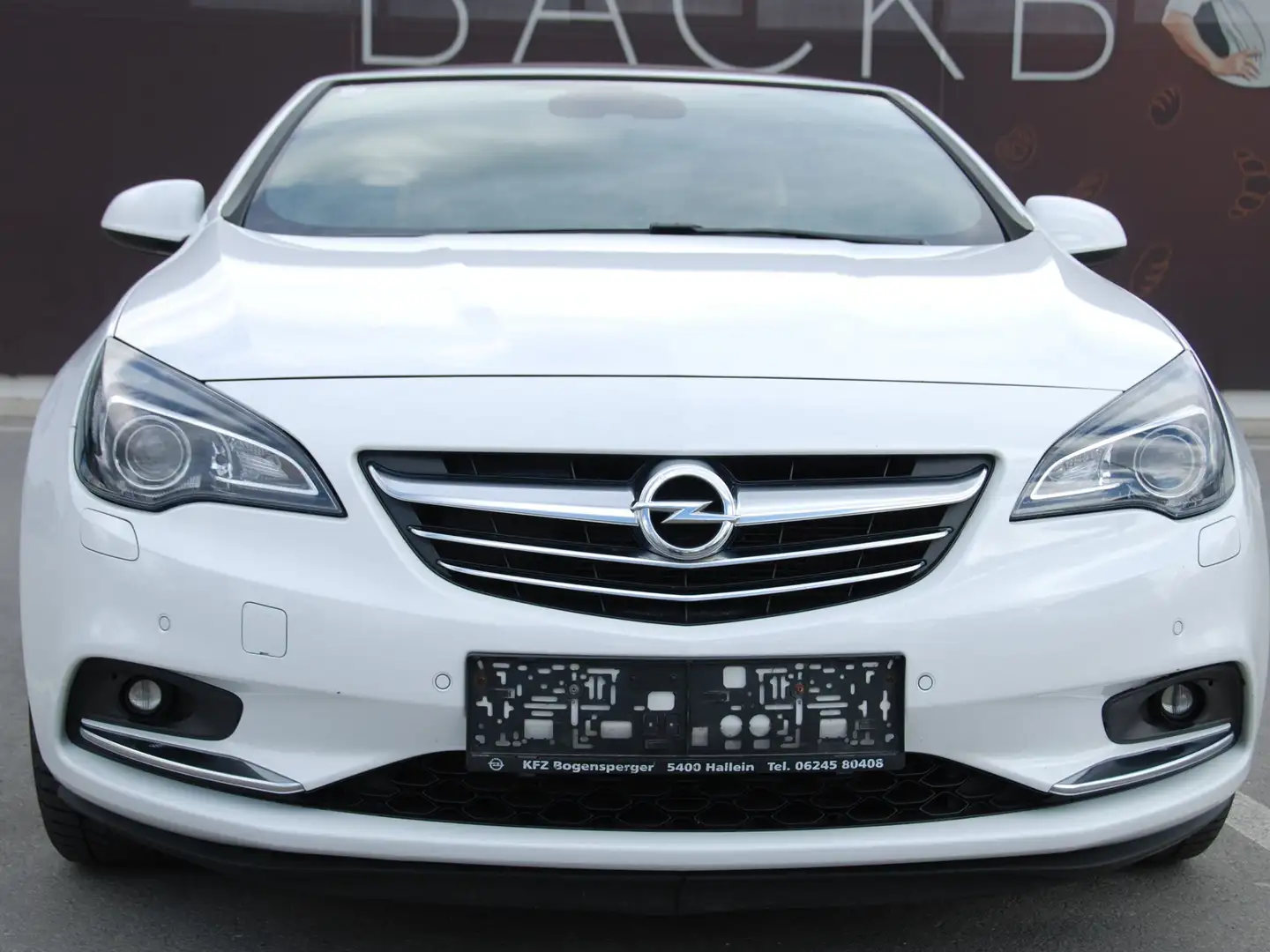 Opel Cascada Cascada 1,6 Turbo Cosmo SONDREPREIS bis 15.Mai Weiß - 1
