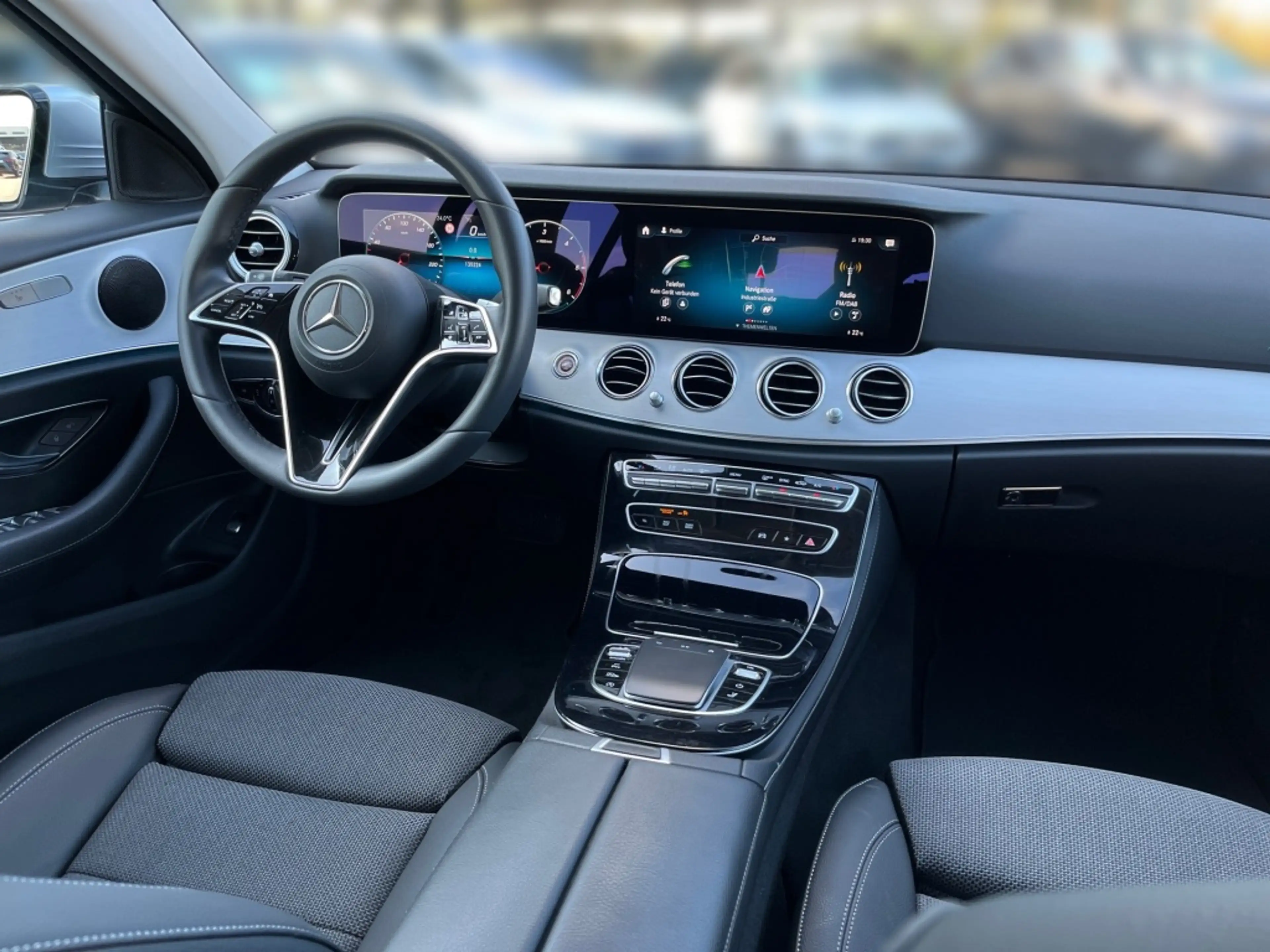 Mercedes-Benz E 220 d T Avantgarde*MBUX*Widescreen*Spur*SmInt* — photo 10