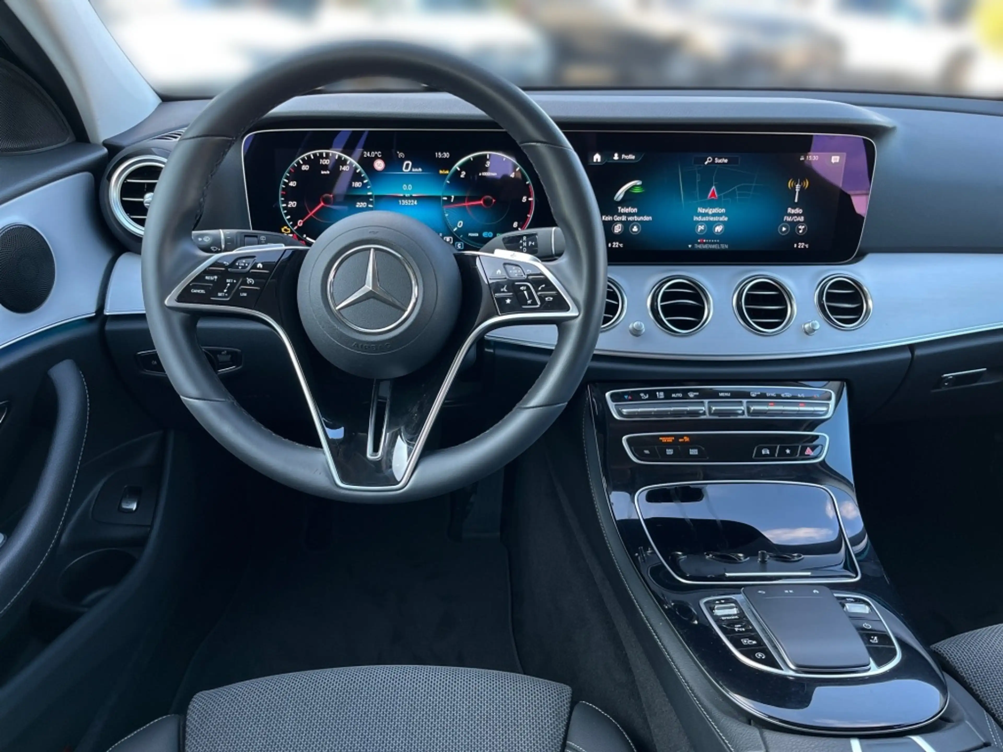 Mercedes-Benz E 220 d T Avantgarde*MBUX*Widescreen*Spur*SmInt* — photo 11