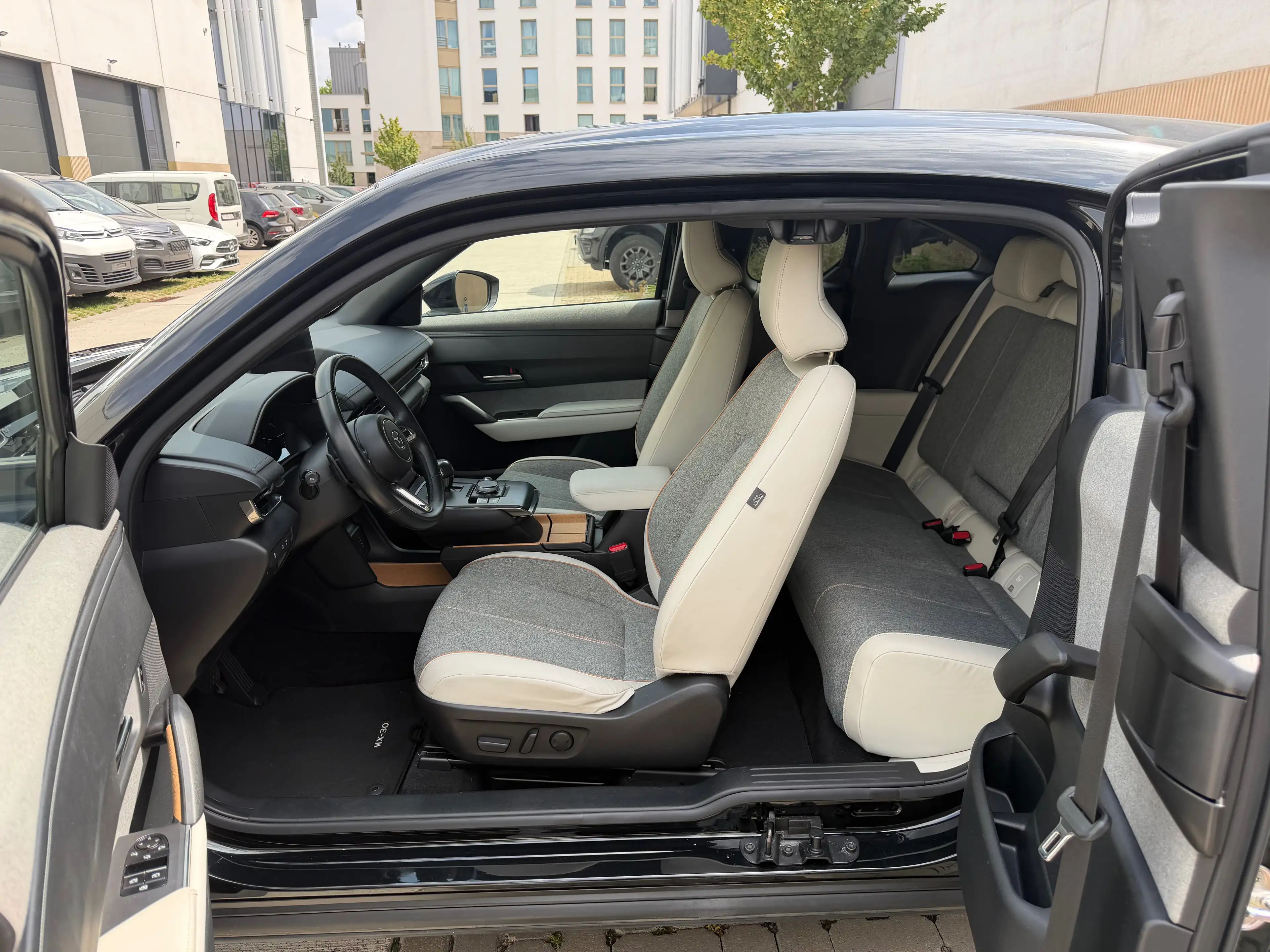 Mazda MX-30 @SERVICARS HAREN - 35.5 kWh e-SKYACTIV Skydrive / Garantie 12 mois — photo 9