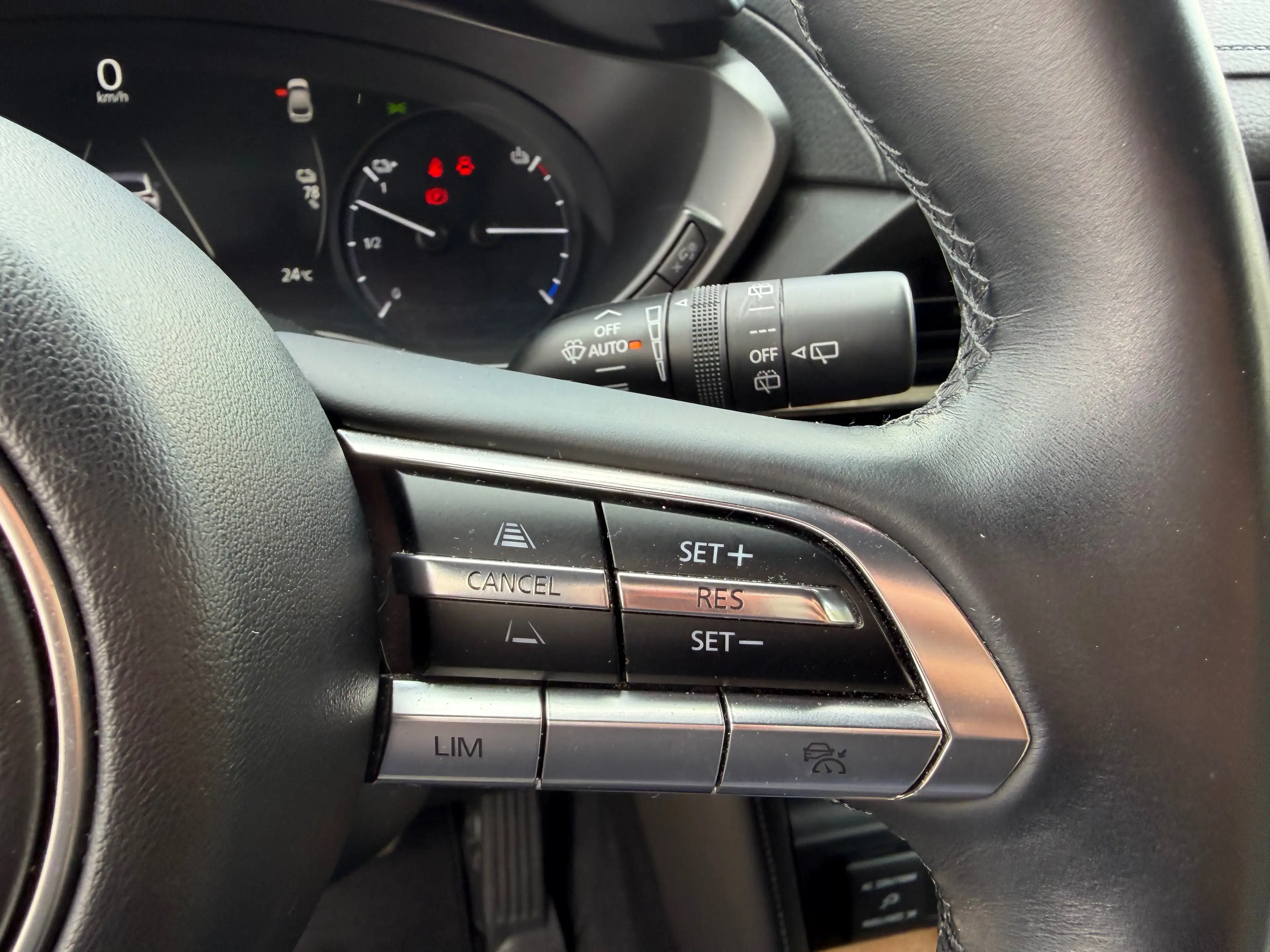 Mazda MX-30 @SERVICARS HAREN - 35.5 kWh e-SKYACTIV Skydrive / Garantie 12 mois — photo 14