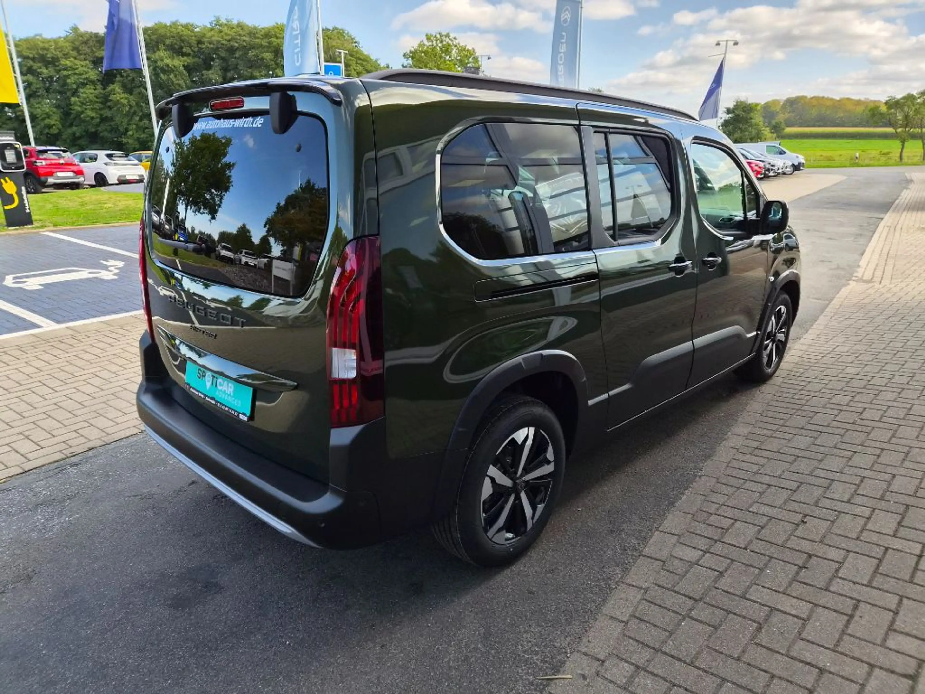 Peugeot Rifter L2 GT HDi 130 EAT8 ACC+NAVI+LED+SITZHZG. — photo 4