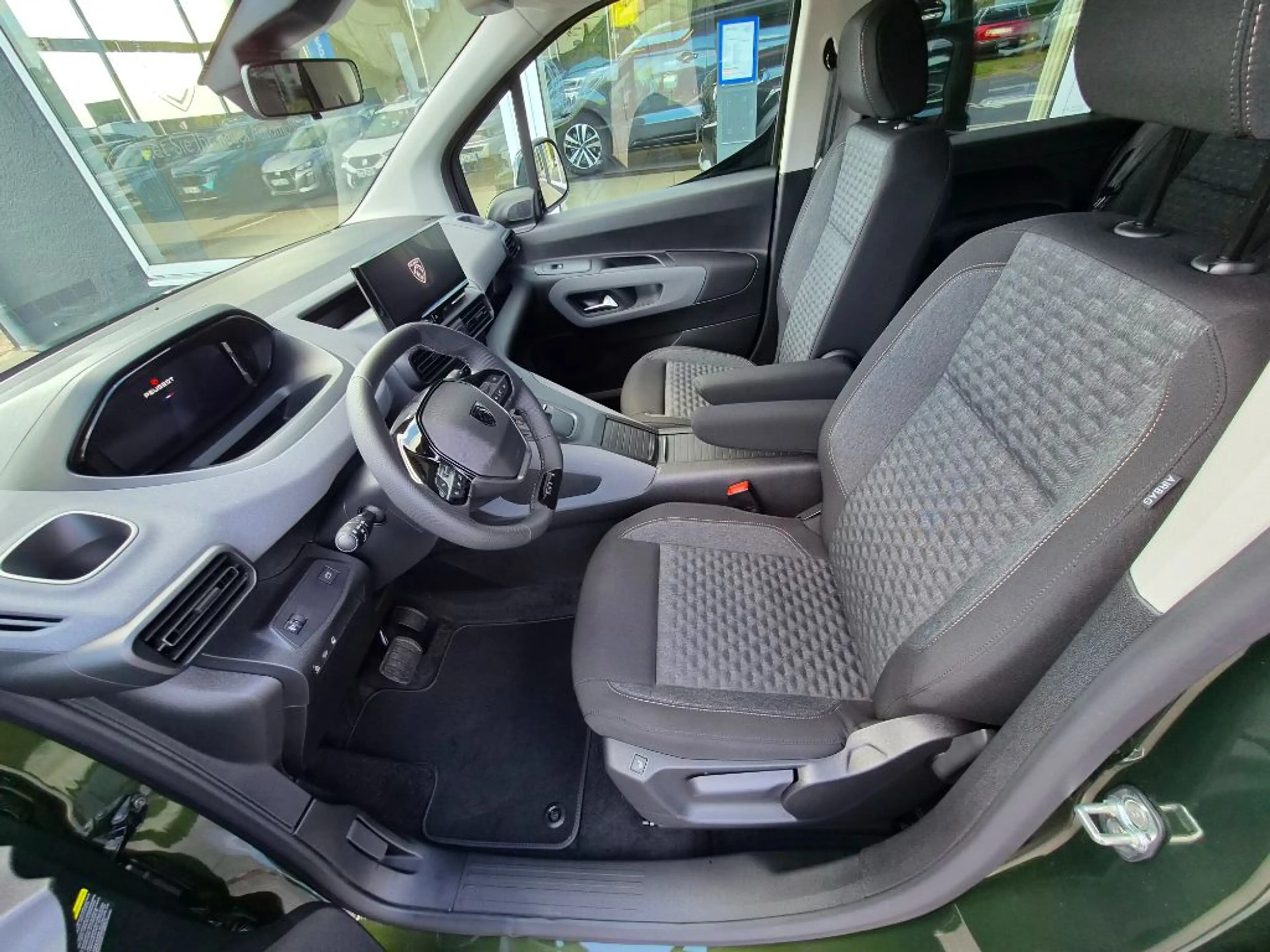 Peugeot Rifter L2 GT HDi 130 EAT8 ACC+NAVI+LED+SITZHZG. — photo 9