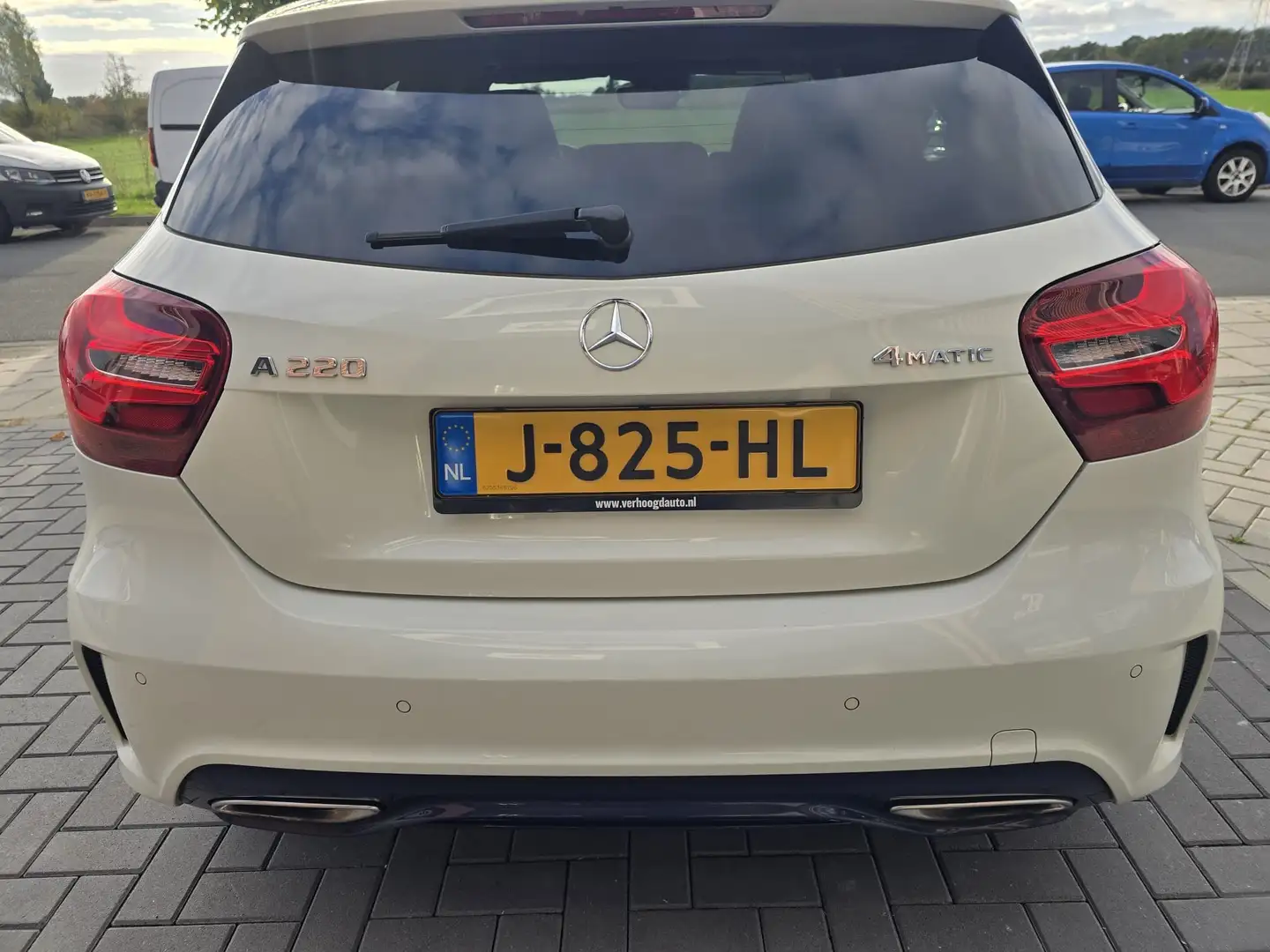 Mercedes-Benz A 220 4Matic 7G-DCT AMG Line -Pano, Leder,etc etc - 2
