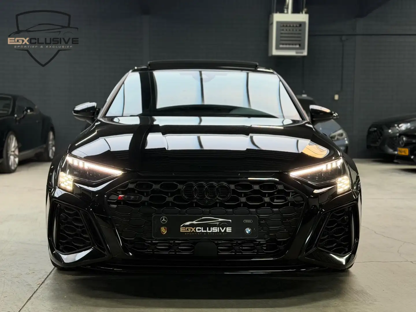 Audi RS3 Sportback 2.5 TFSI Quattro Pano/Carbon/Camera/Keyl Zwart - 2