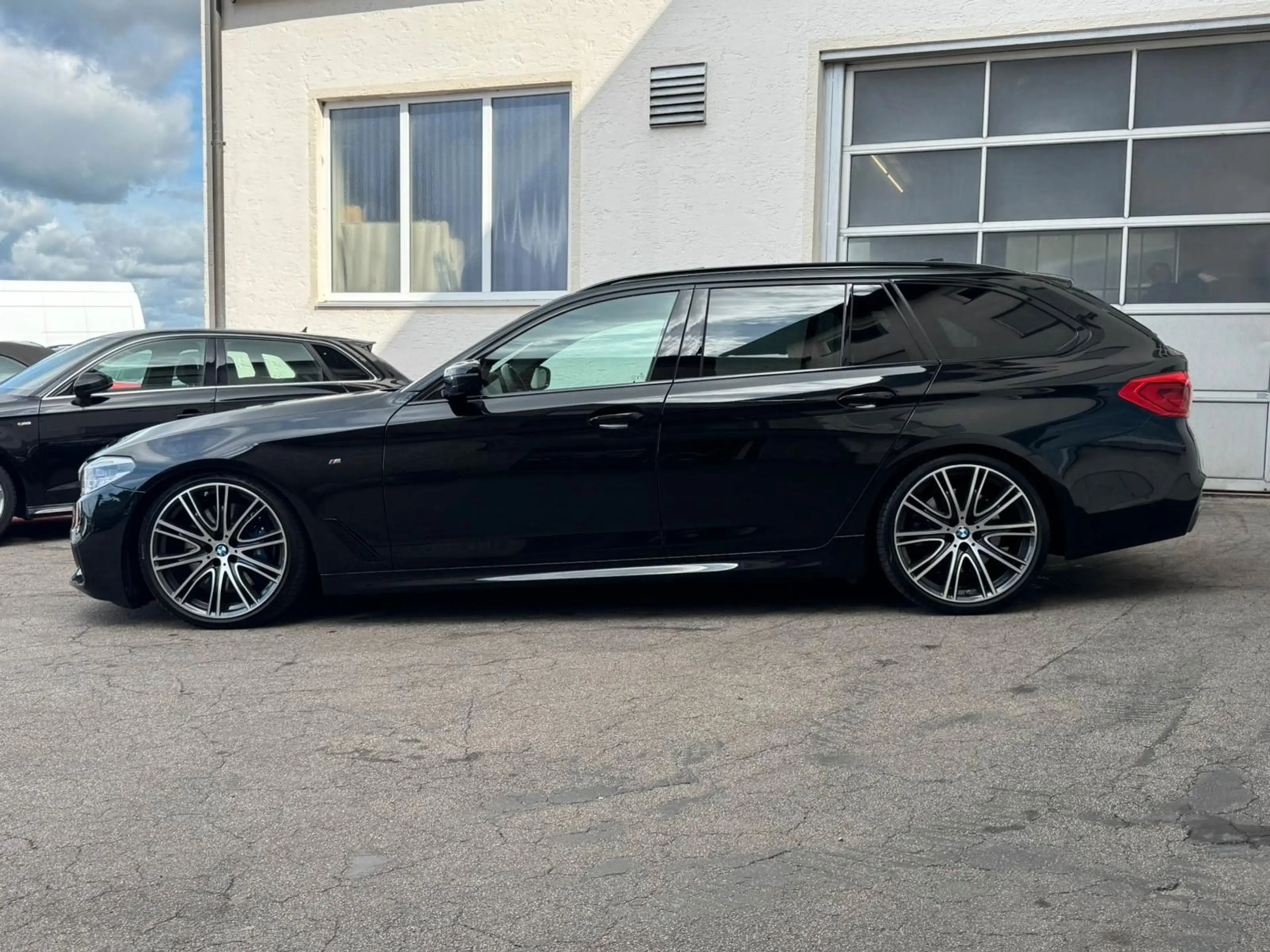 BMW 540 d xD M Sport SHADOW SITZ-KLIMA PANO KEYGO AHK — photo 9