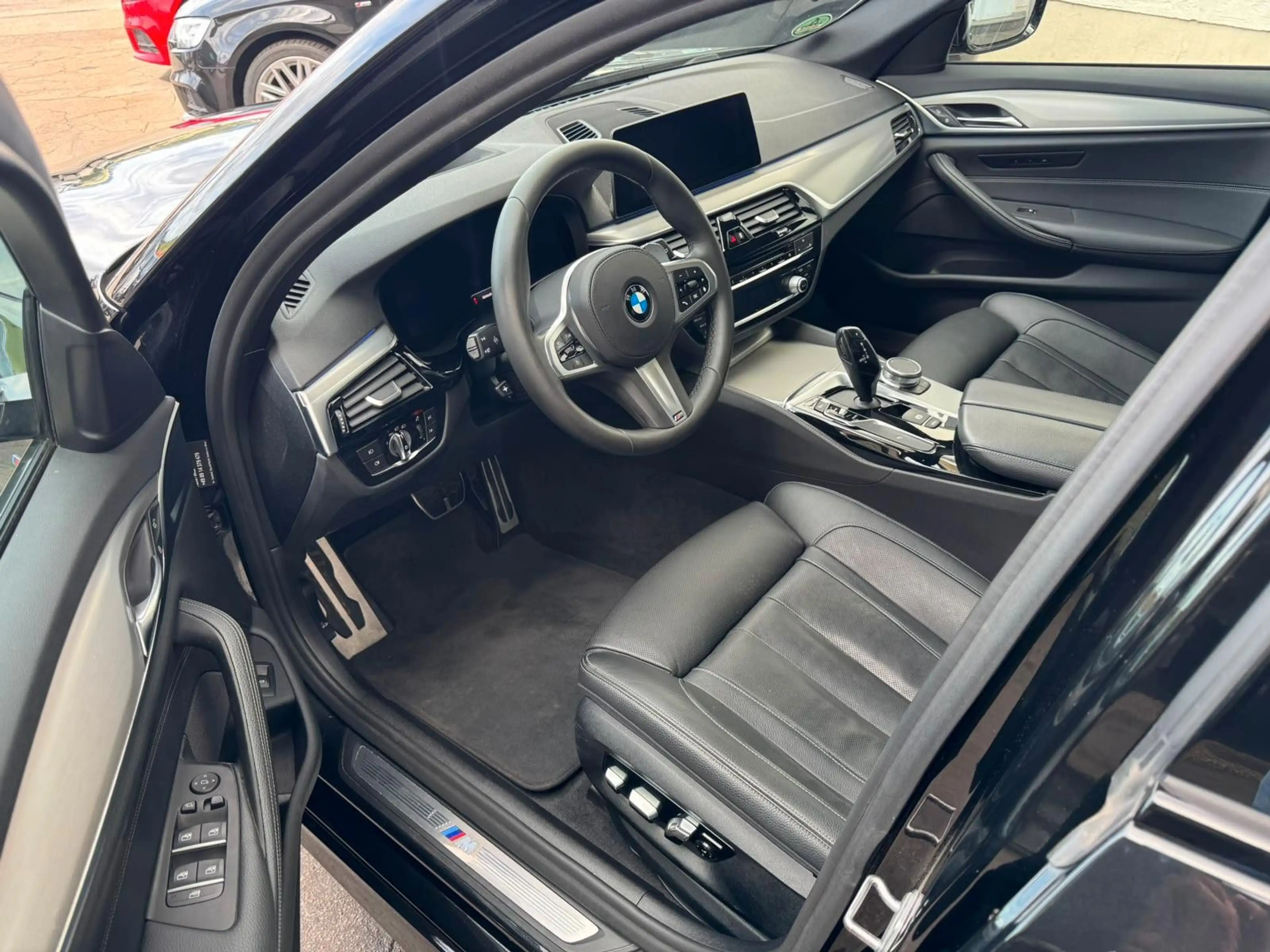 BMW 540 d xD M Sport SHADOW SITZ-KLIMA PANO KEYGO AHK — photo 10