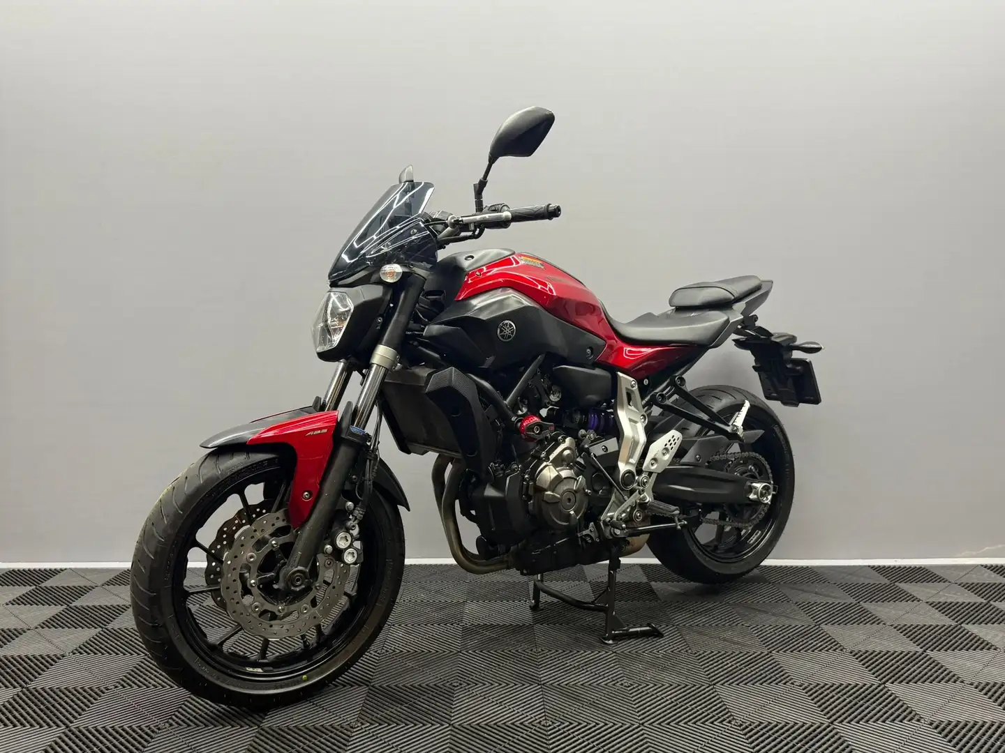 Yamaha MT-07 MT07 ABS Rouge - 1