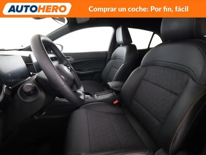 MG 3 Hybrid+ Luxury 2025, foto 11