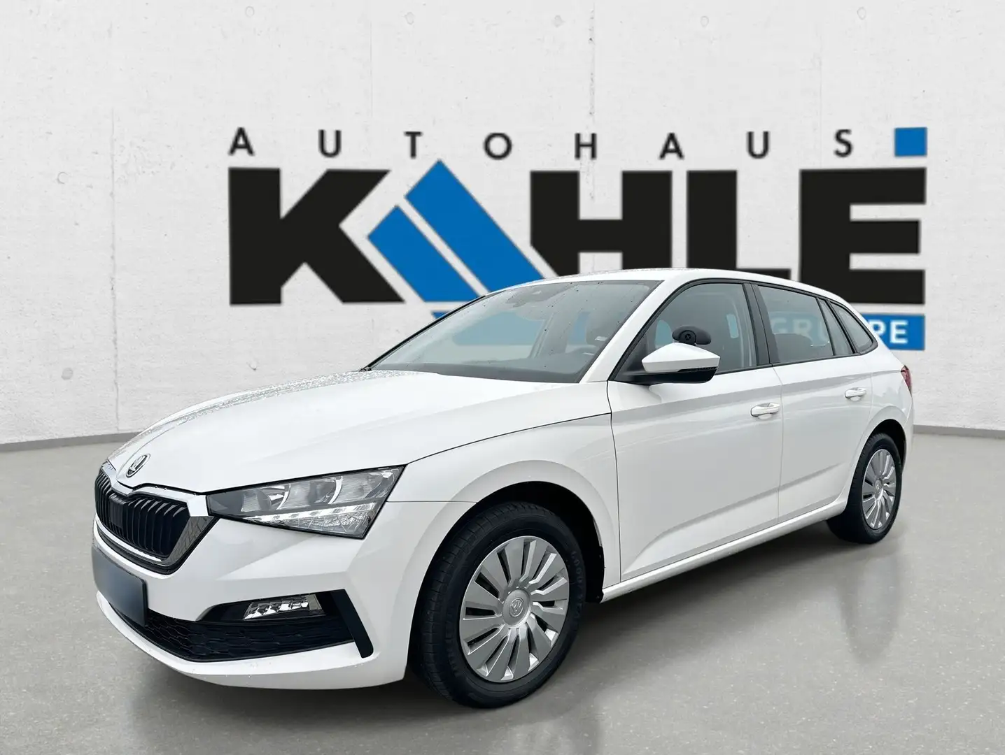Skoda Scala 1.0 TSI Cool Plus CarPlay LED Sitzh PDC Blanc - 2