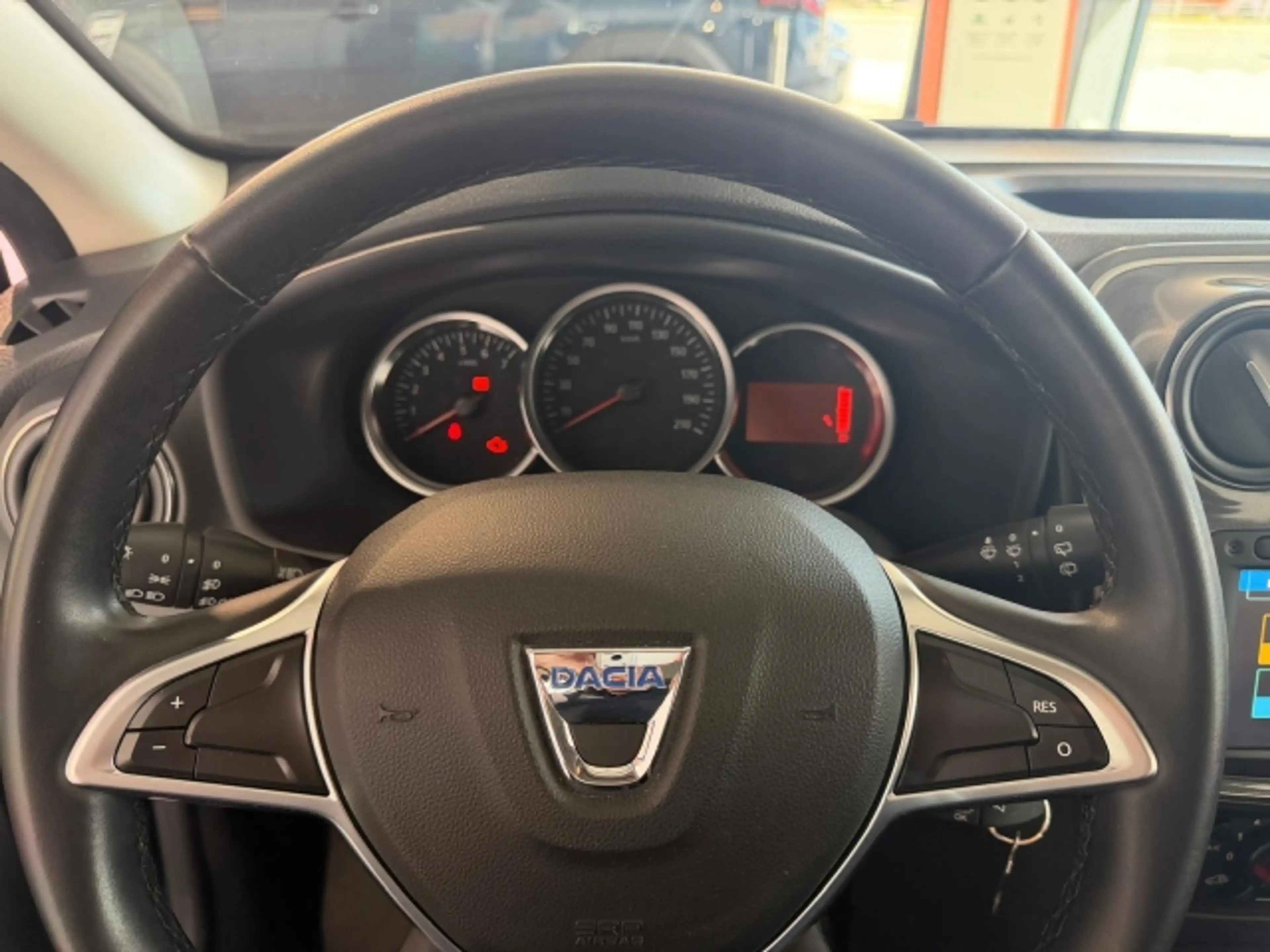 Dacia Sandero SanderoStepWayTCE90 — photo 12