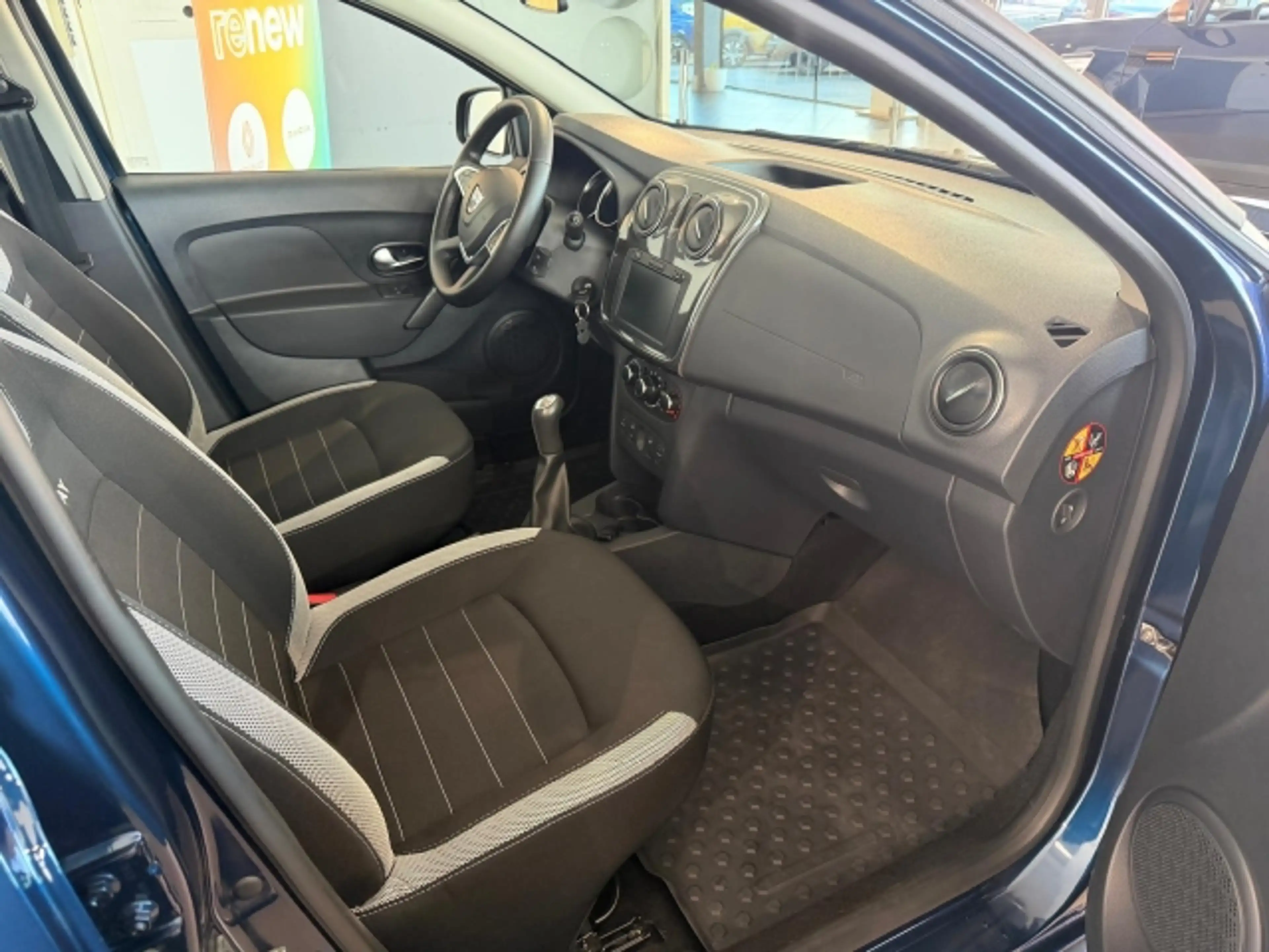 Dacia Sandero SanderoStepWayTCE90 — photo 8