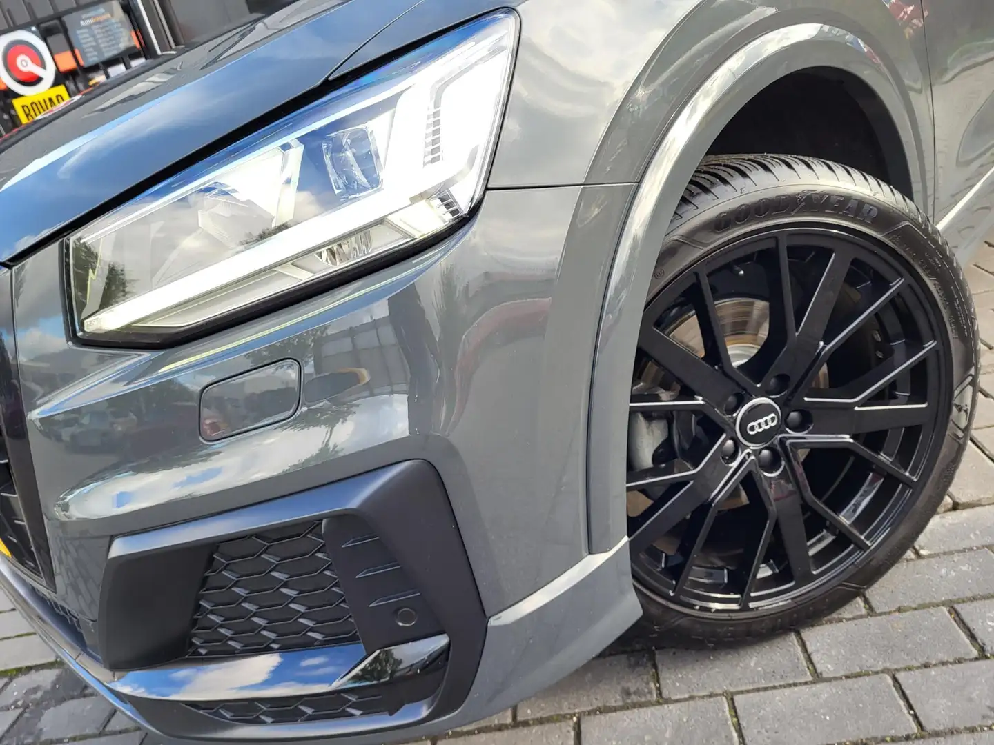 Audi Q2 1.4 TFSI CoD Design Pro Line Plus | Met o.a. SQ2 b Grijs - 2