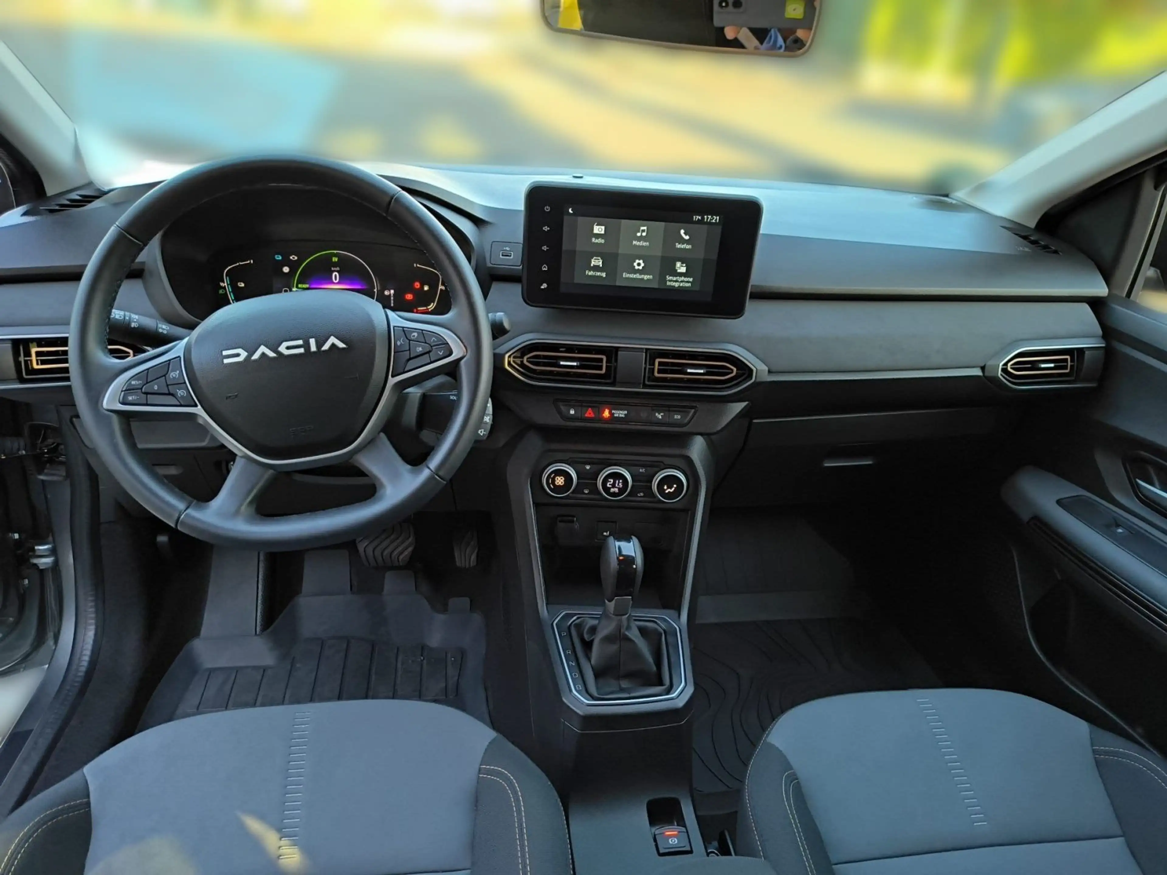 Dacia Jogger 1.6 E-TECH Hybrid 140 Extreme*Klimaautoma — photo 10