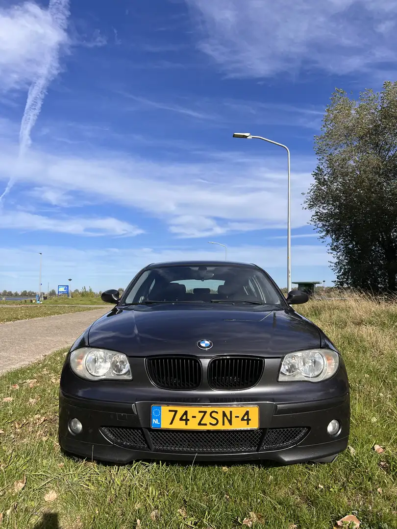 BMW 120 120i - 1