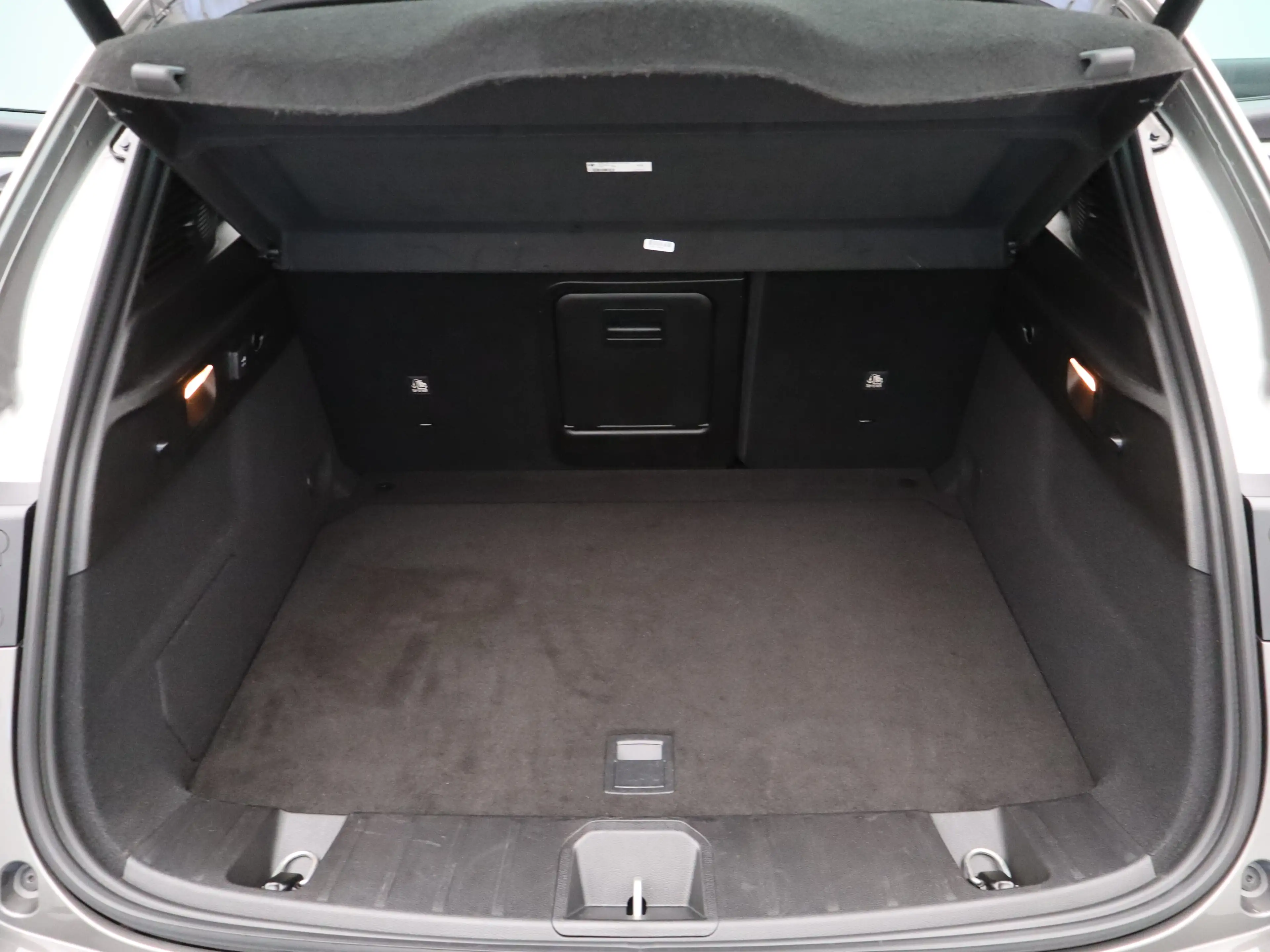Alfa Romeo Tonale 1.5T Hybrid Veloce | Achterbank met armsteun en sk — photo 35