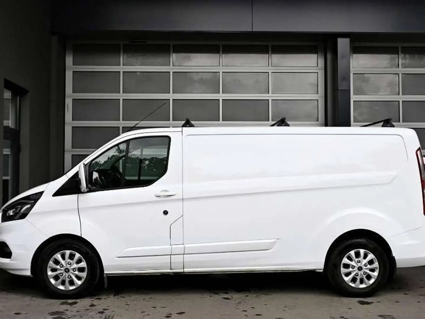 Ford Transit Custom Transit Custom Kasten 2,0 TDCi L2H1 300 Limited Aut. Limited Weiß - 2